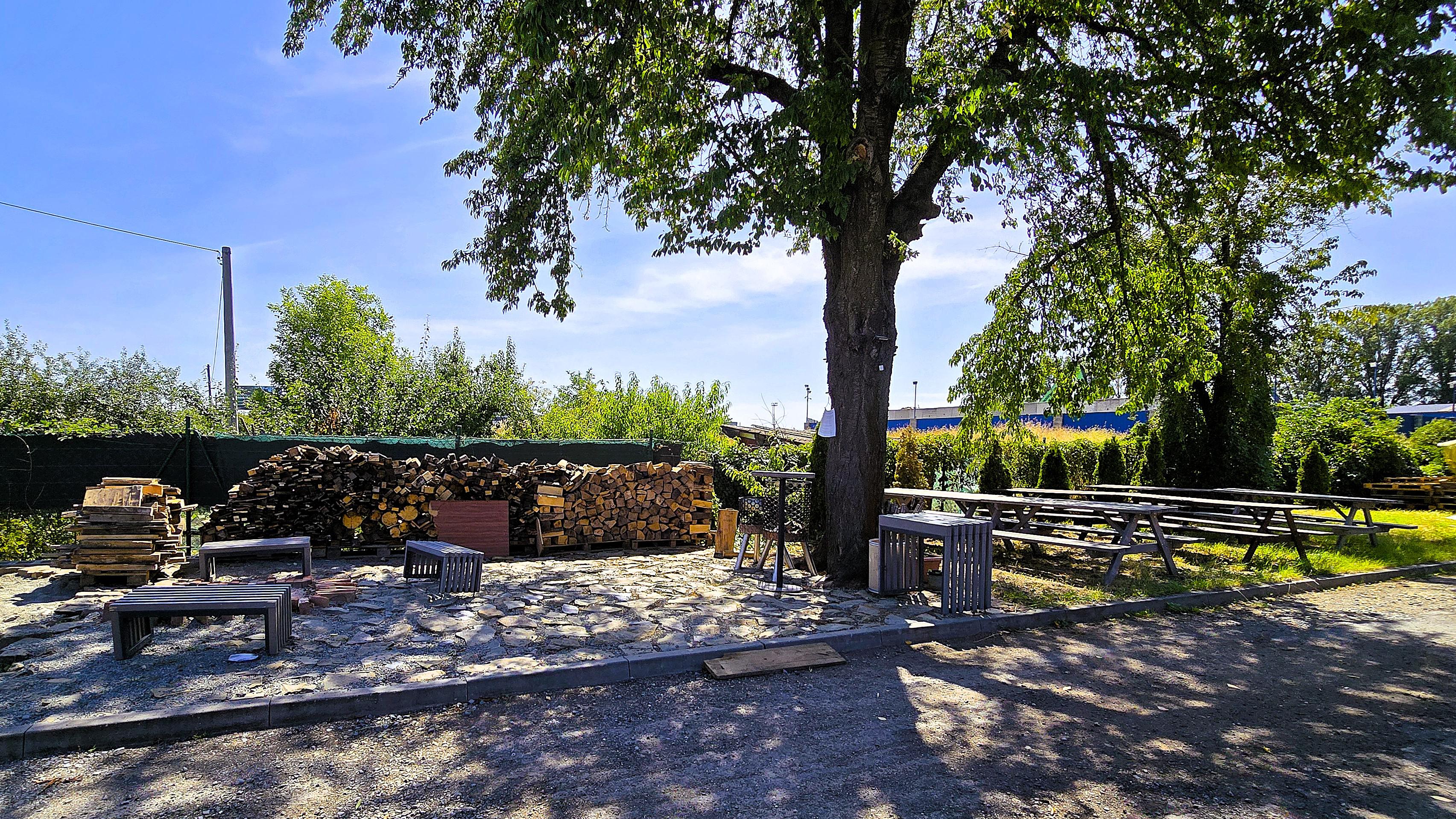 Axiom Beer Garden foto 4