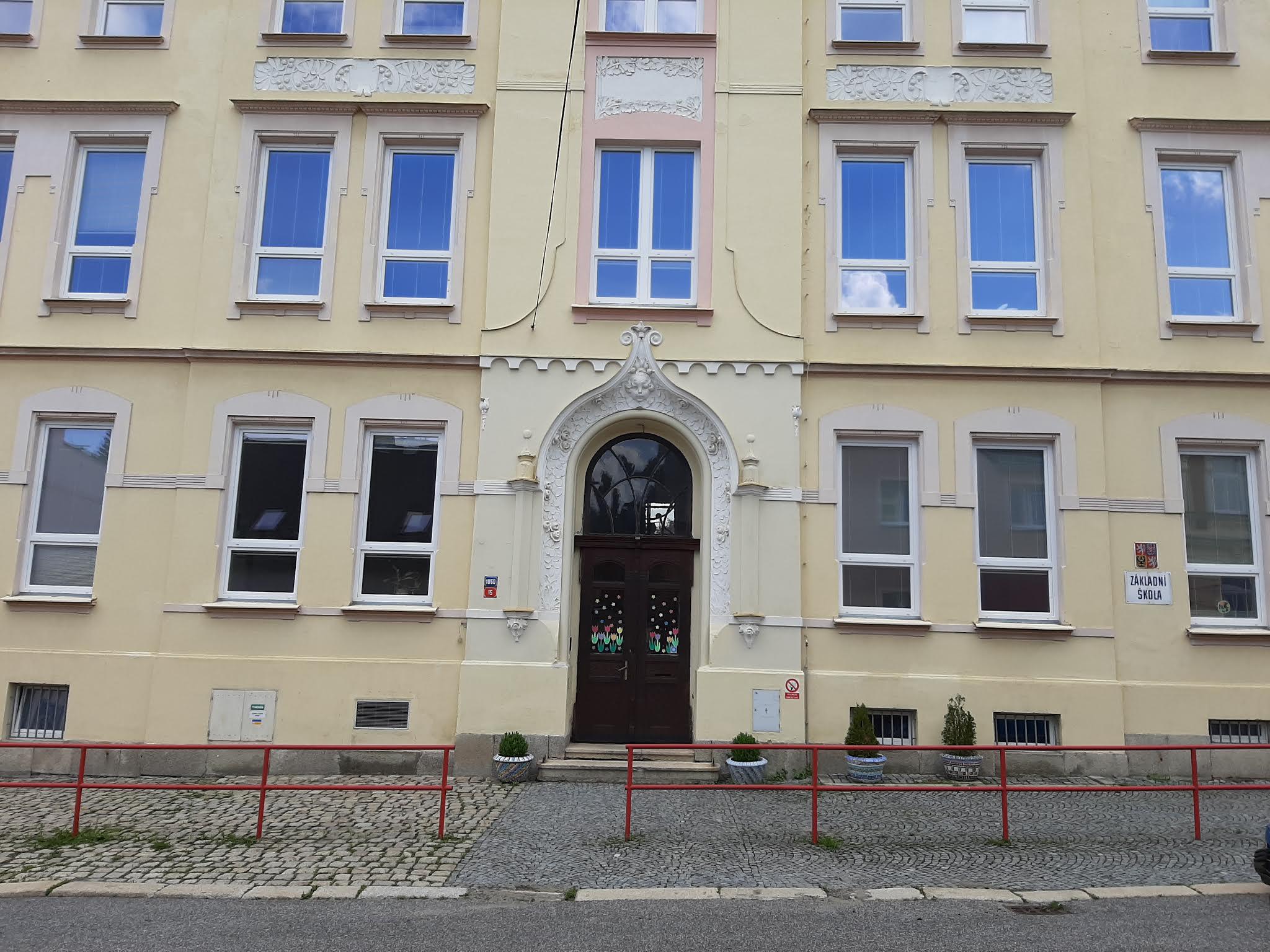 ZŠ Jablonec nad Nisou, Pivovarská foto 2