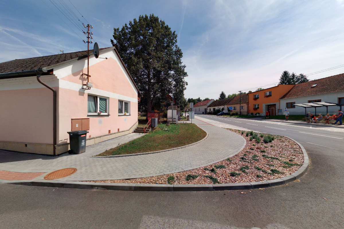 Nabíjecí zásuvka pro elektrokola - Velká Strana