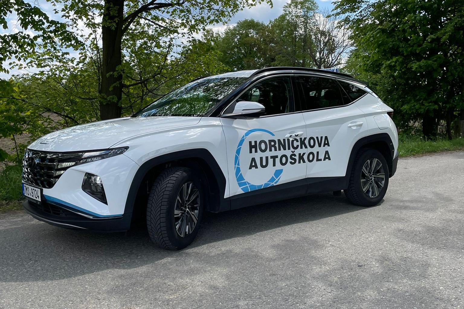 HORNÍČKOVA AUTOŠKOLA
