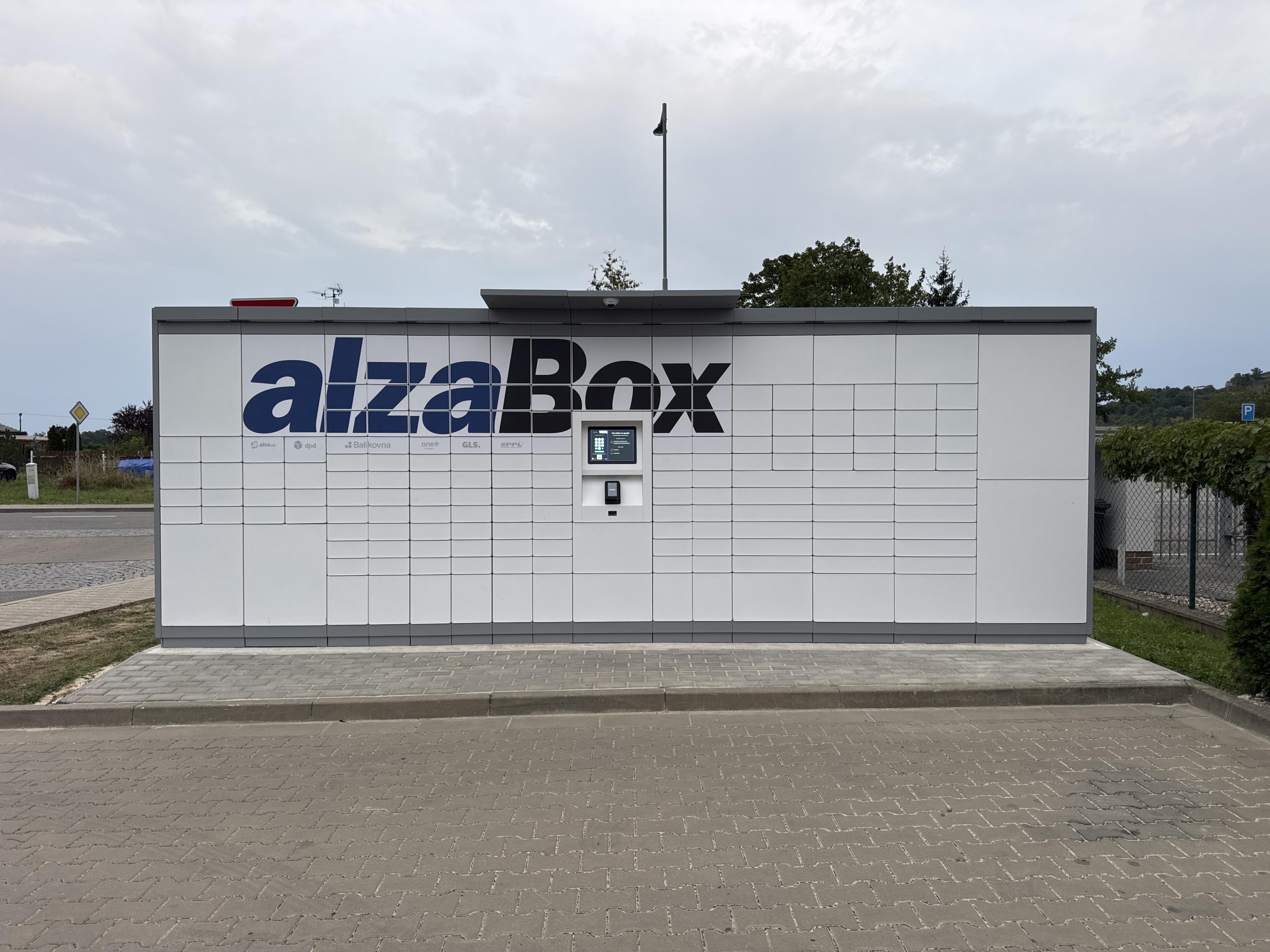 AlzaBox