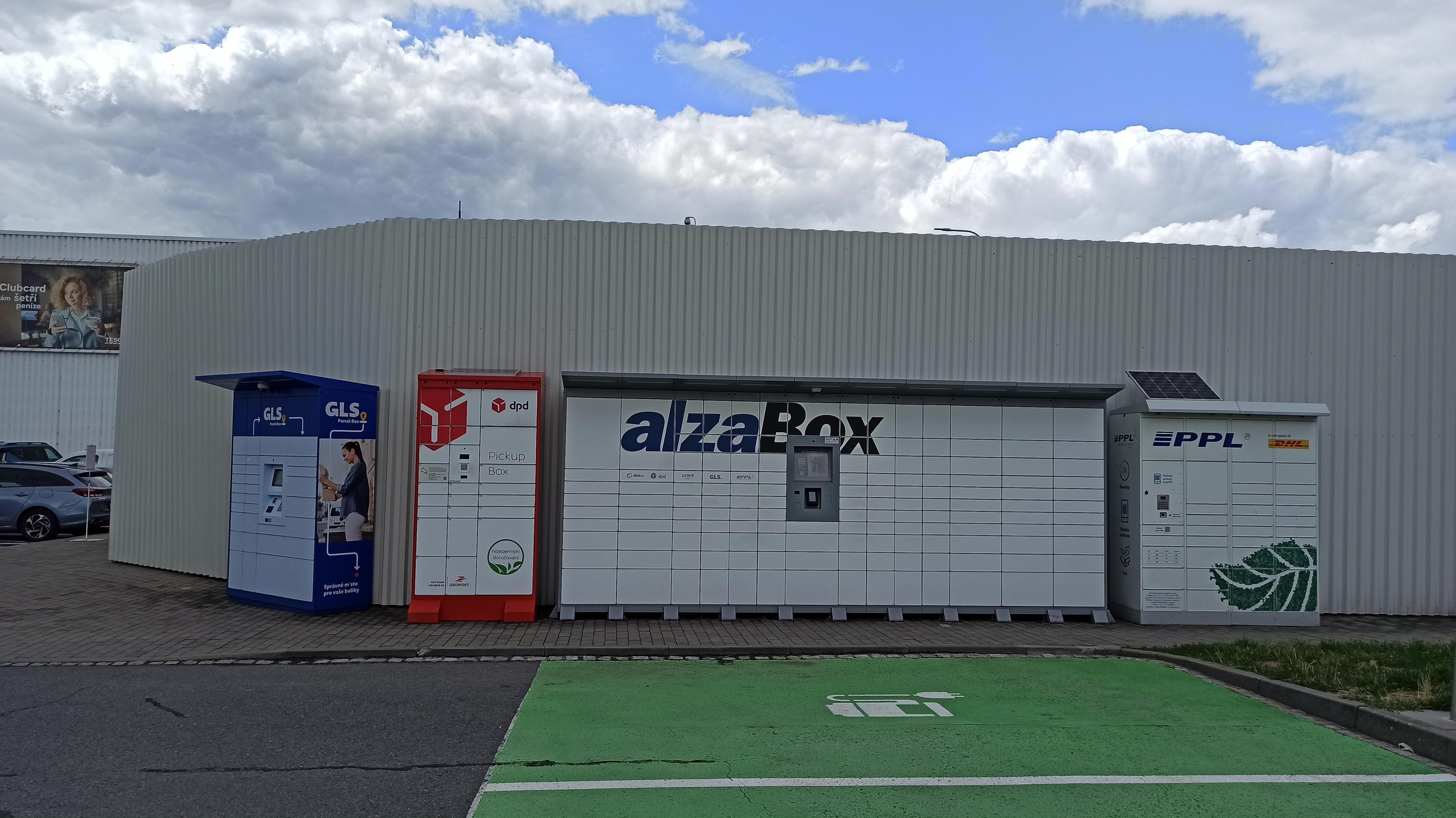 AlzaBox foto 3