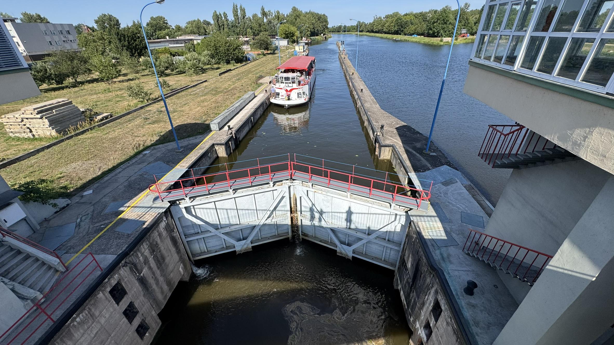 Plavební komora Pardubice foto 4