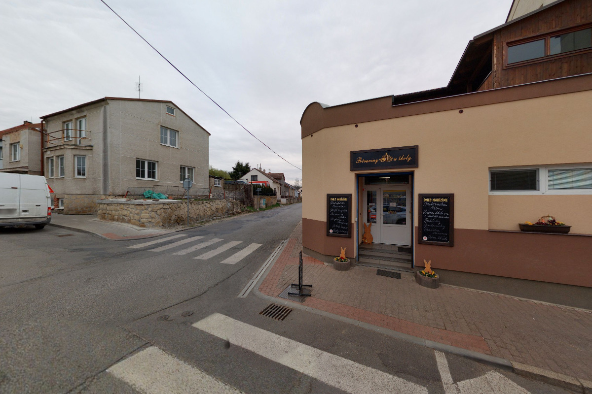 Potraviny u školy