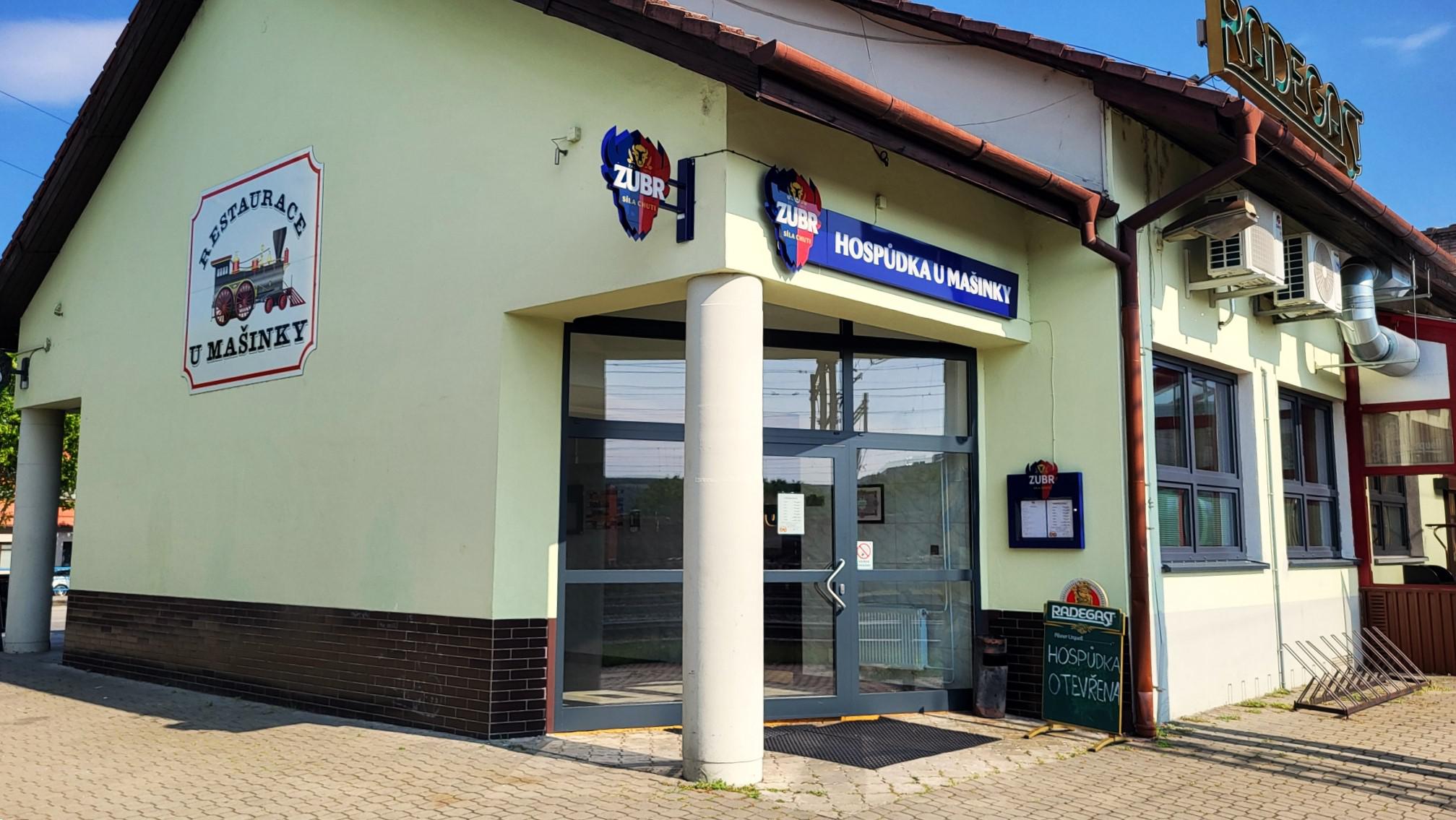 Restaurace a Bowling bar U Mašinky foto 4