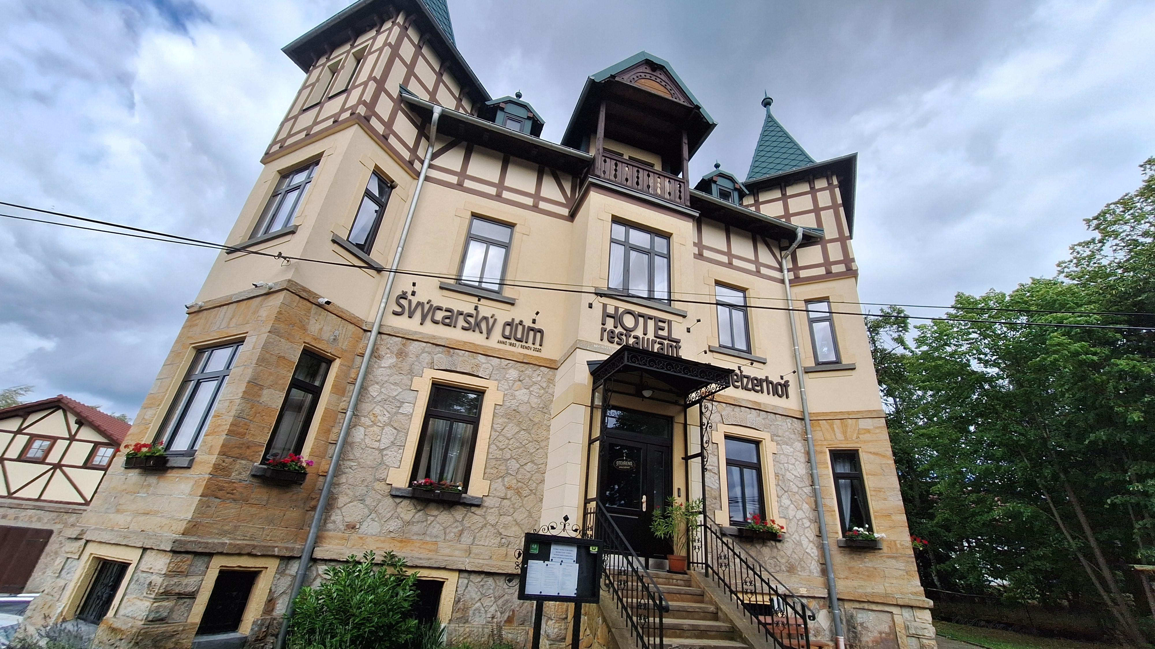 Restaurace Švýcarský dům foto 3