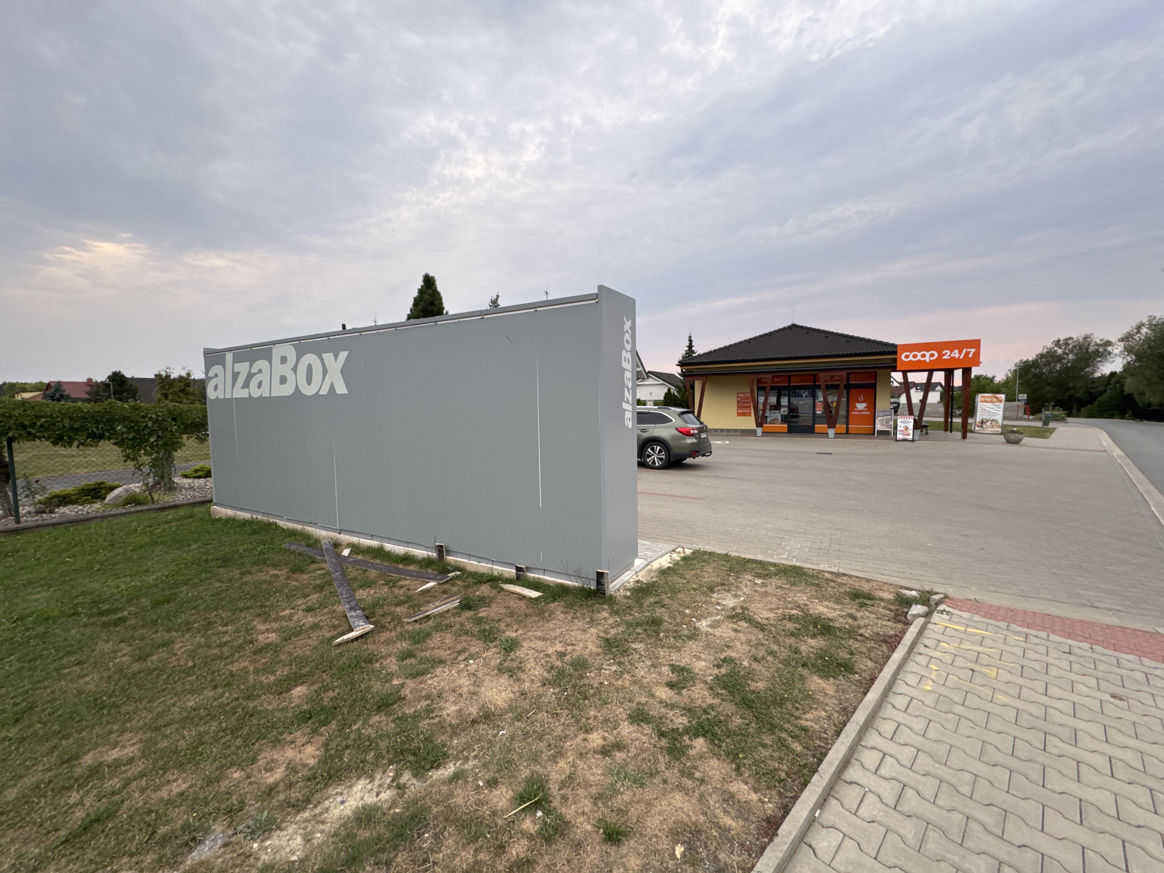 AlzaBox foto 2