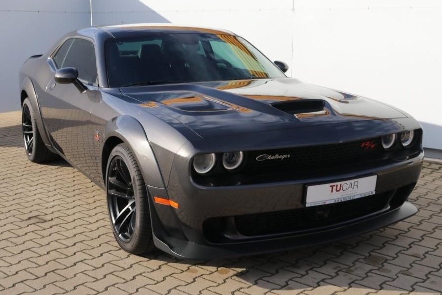 Supersport s výkonem 500 koní - Dodge Challenger