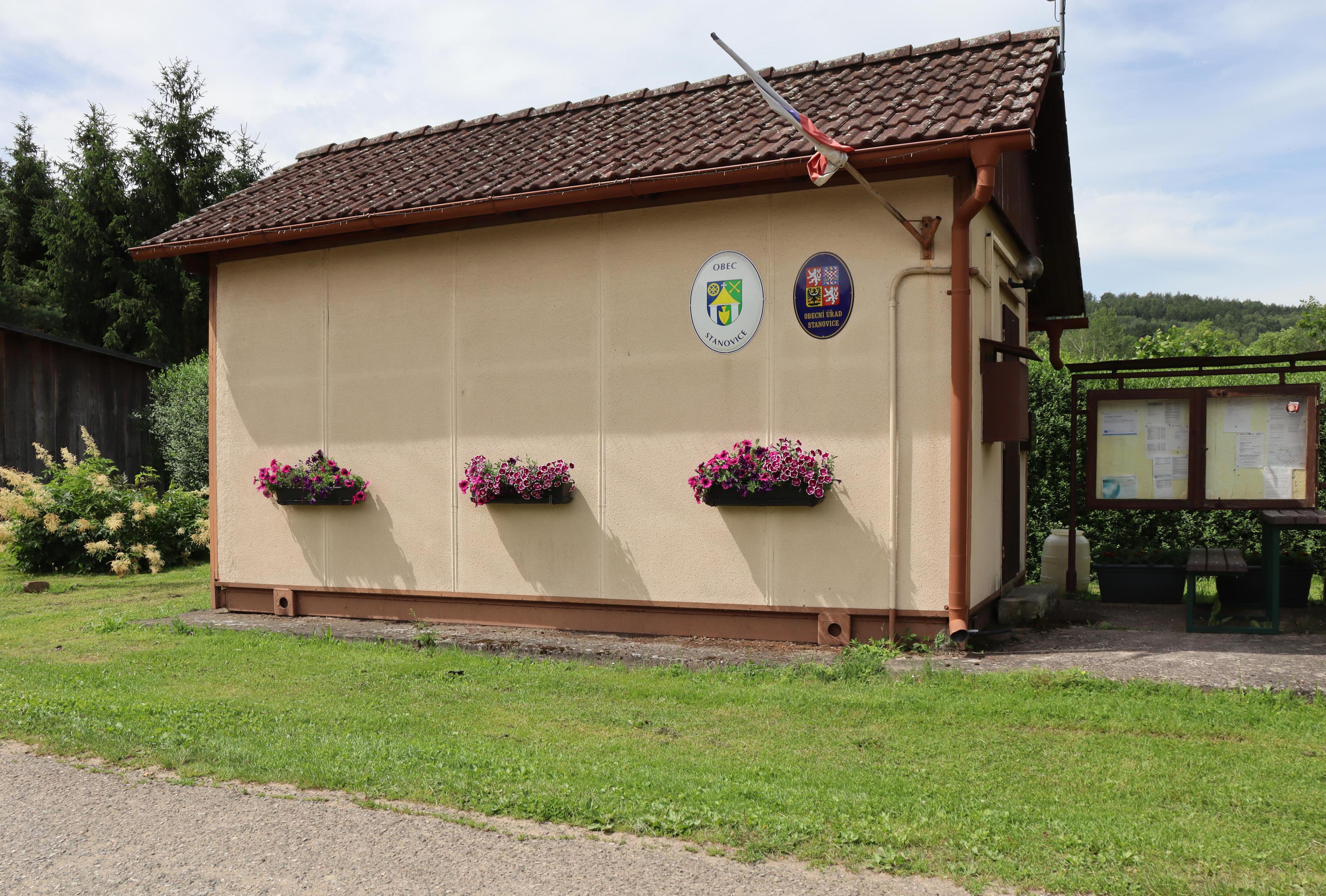 Stanovice - obecní úřad foto 3