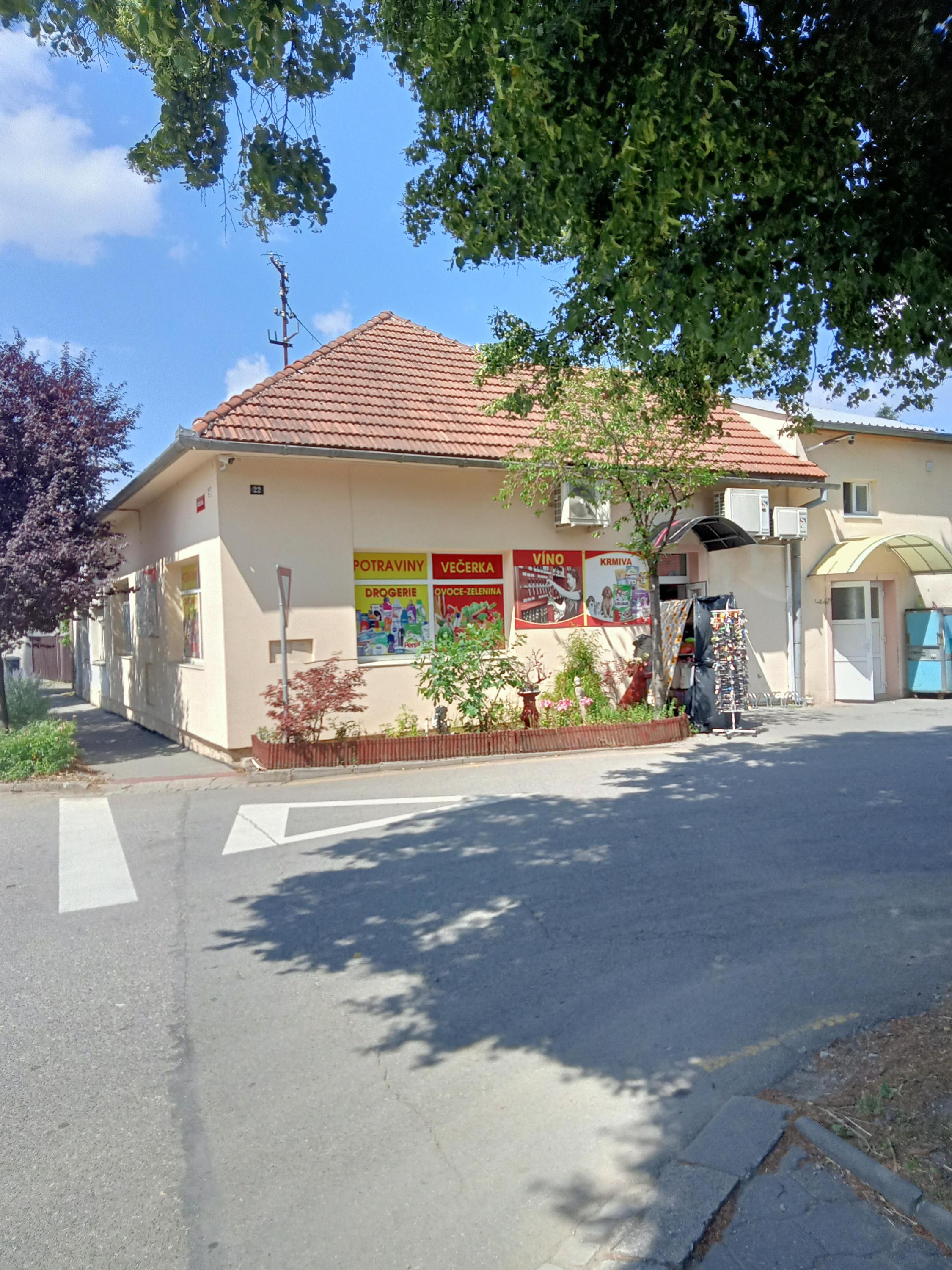 Večerka HUONGTRUONG Plus foto 1