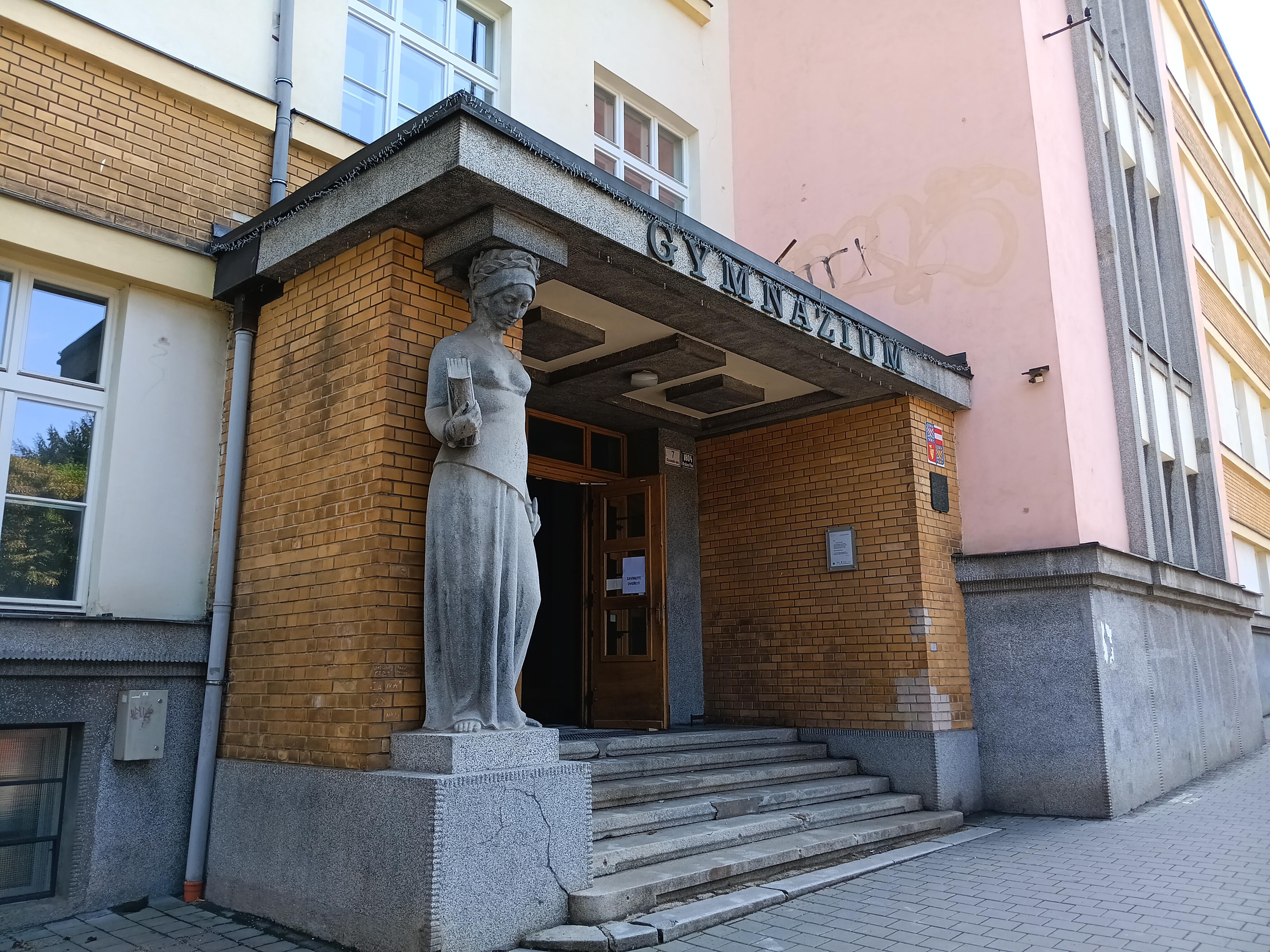 Gymnázium Brno, Slovanské náměstí foto 2