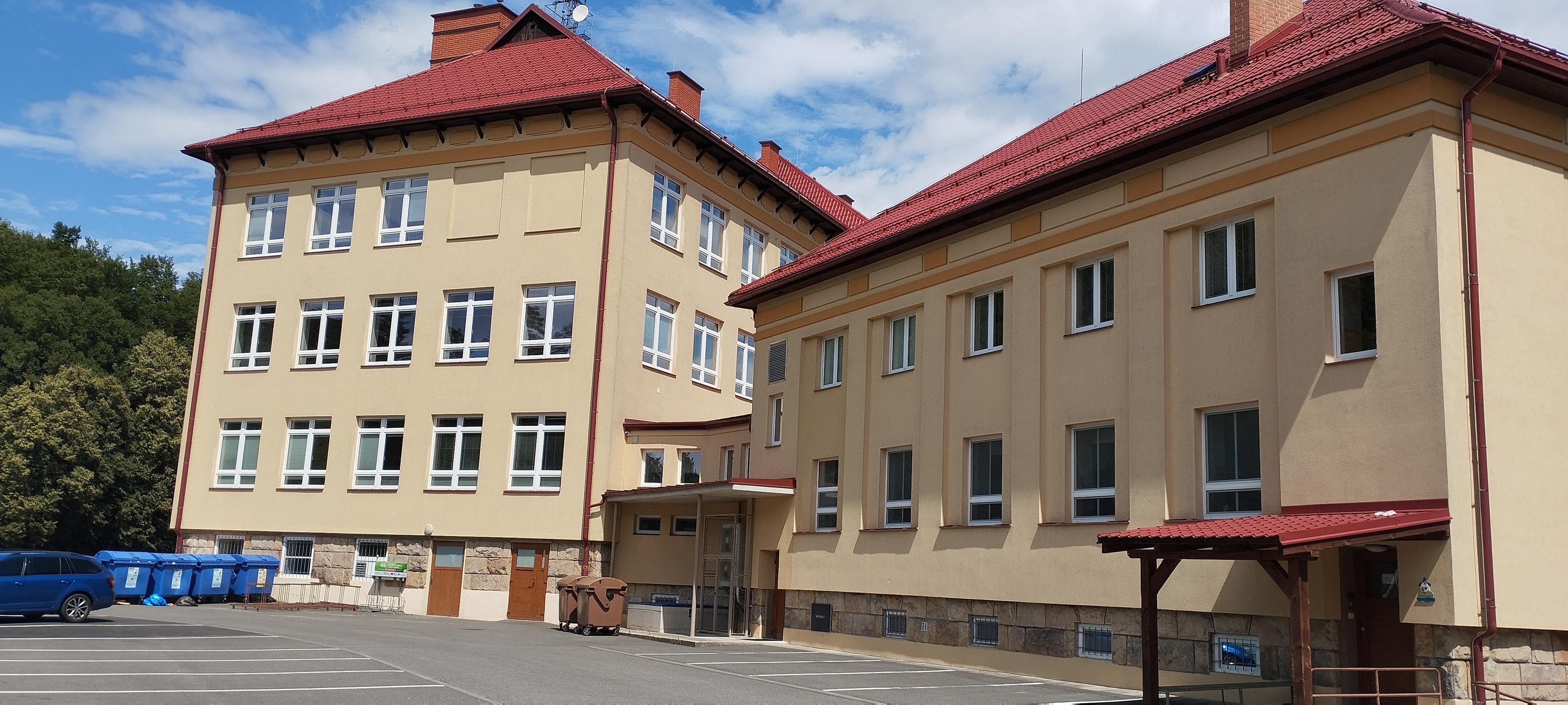 ZŠ Hovězí foto 3