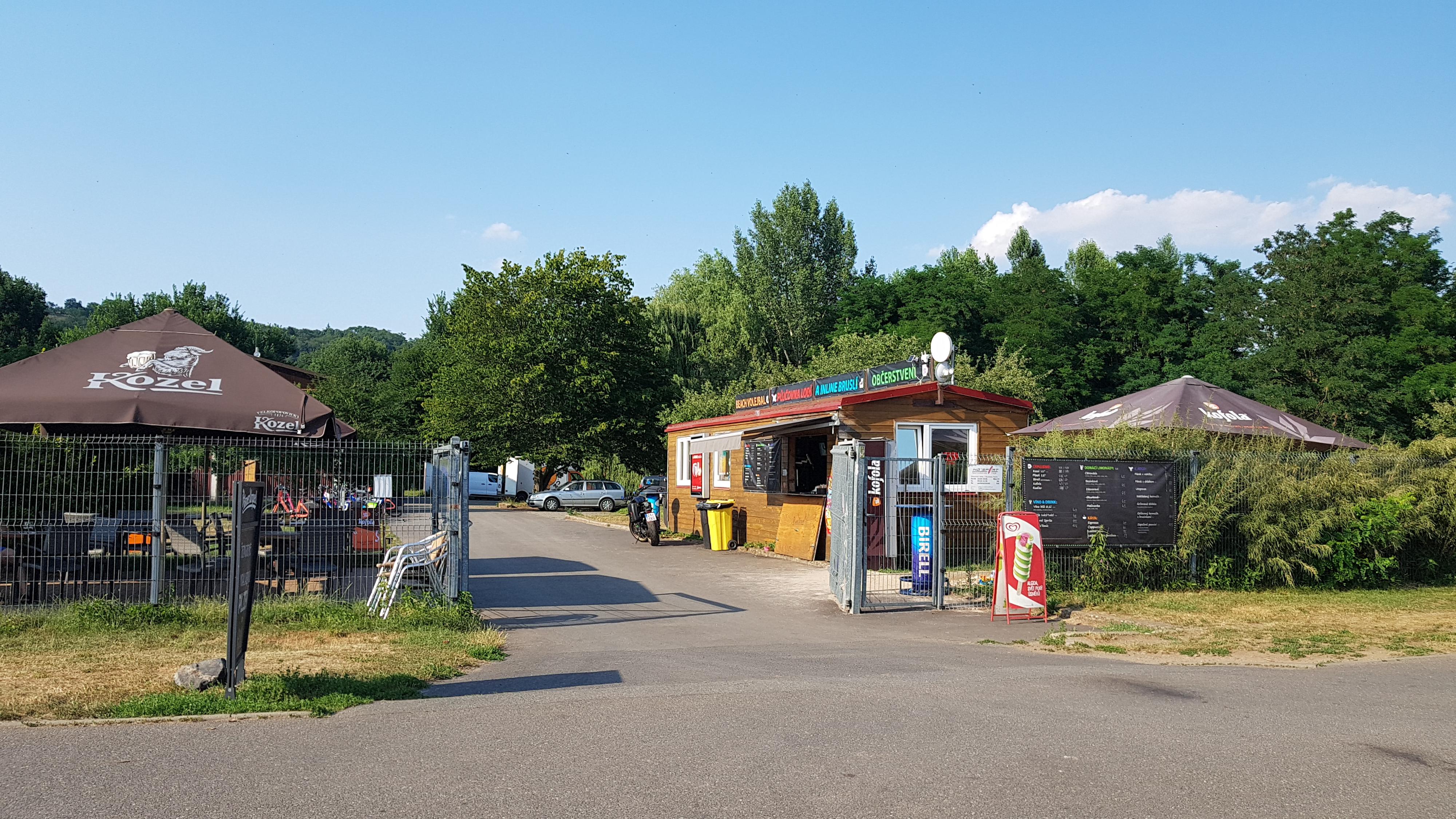 Občerstvení U Vody foto 3