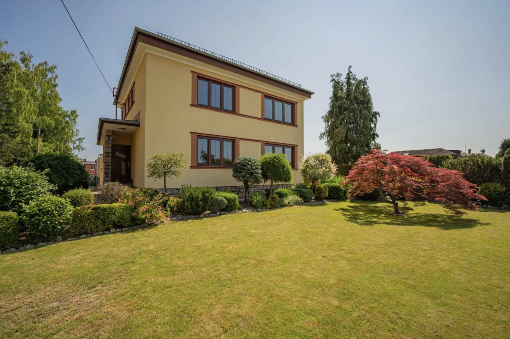 Vila s velkou zahradou a swim spa, Zábřeh, 1187 m2
