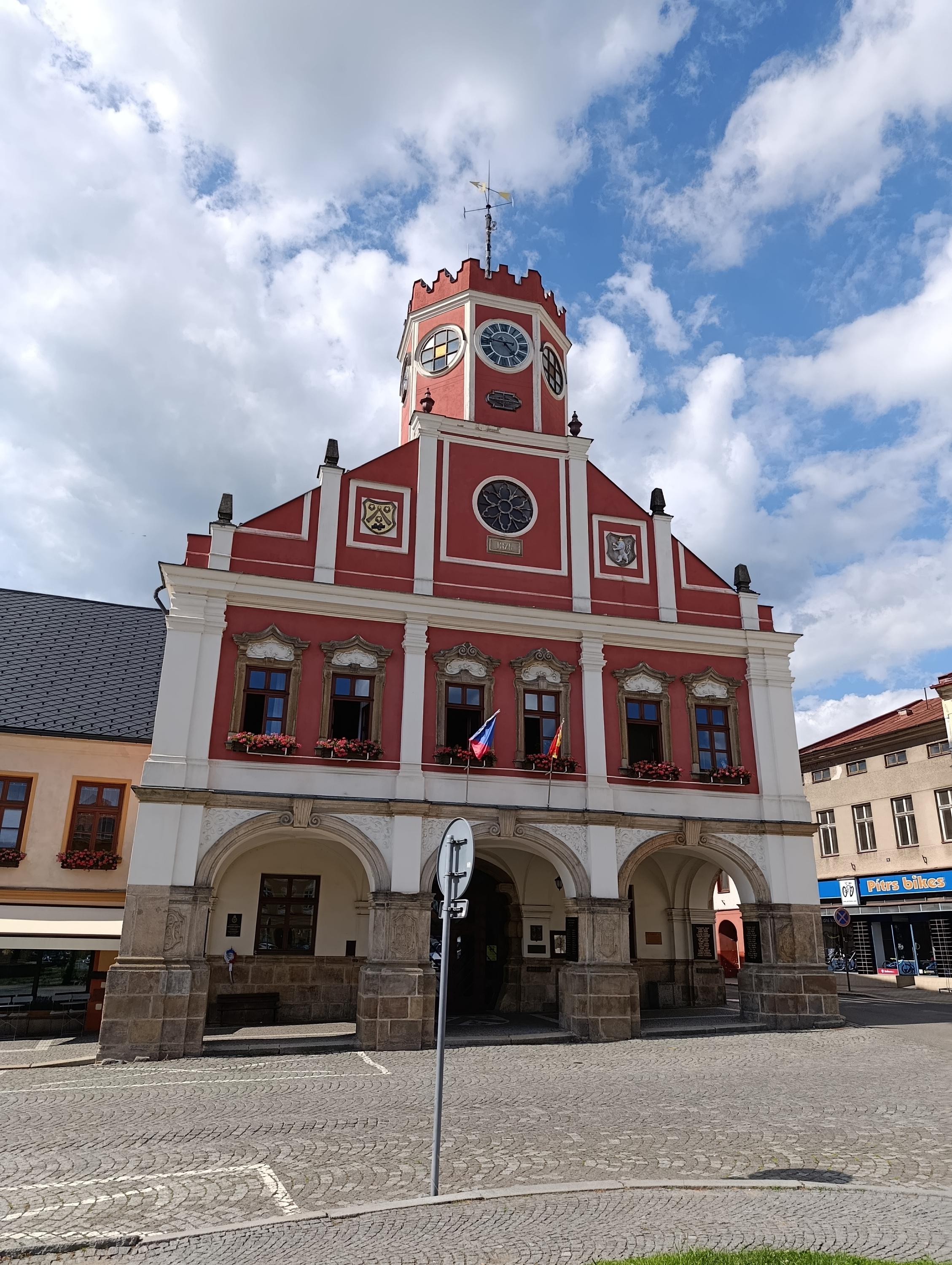 Police nad Metují - městský úřad foto 6