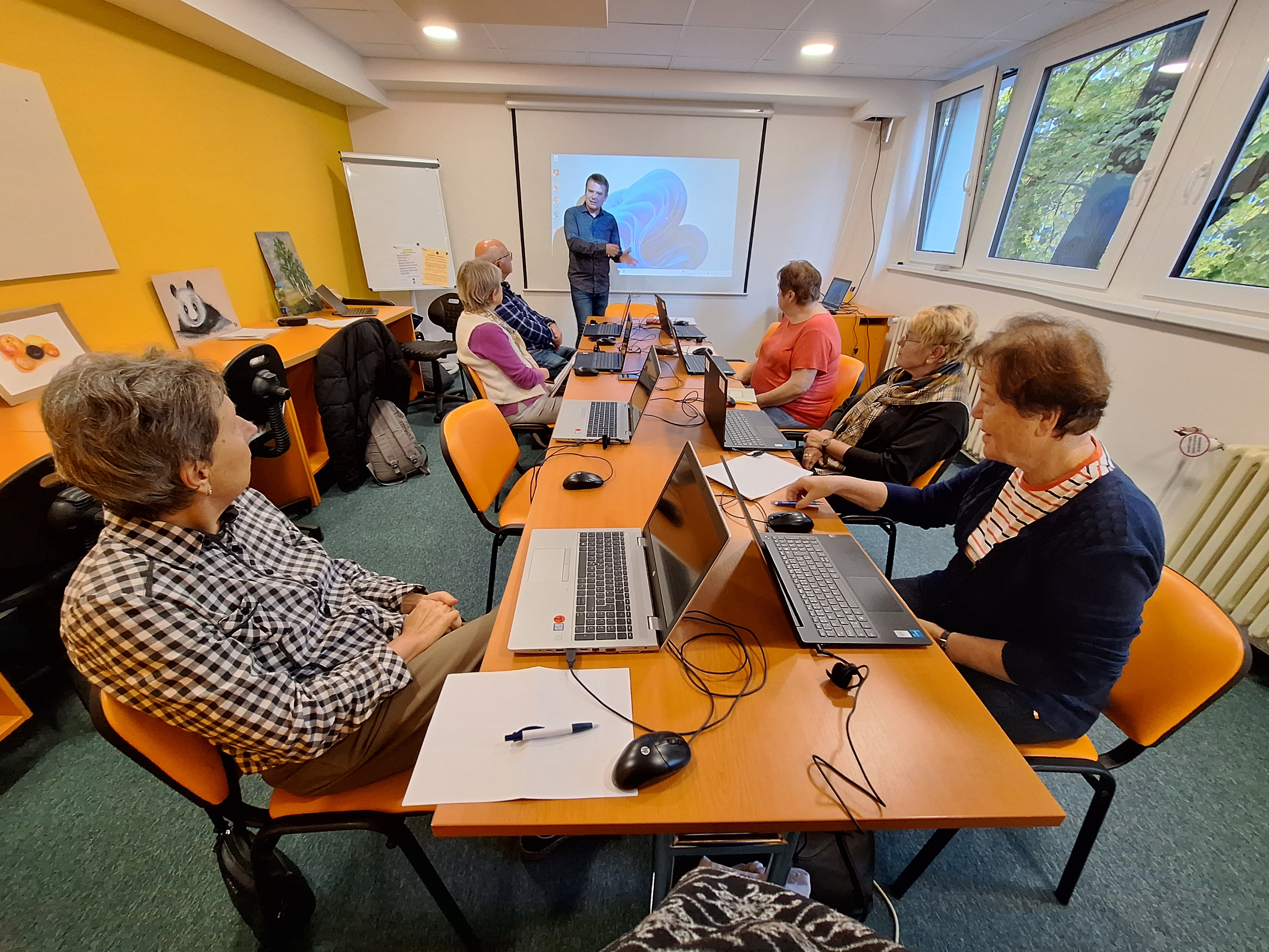 Klub REMEDIUM - Centrum aktivit pro seniory foto 4