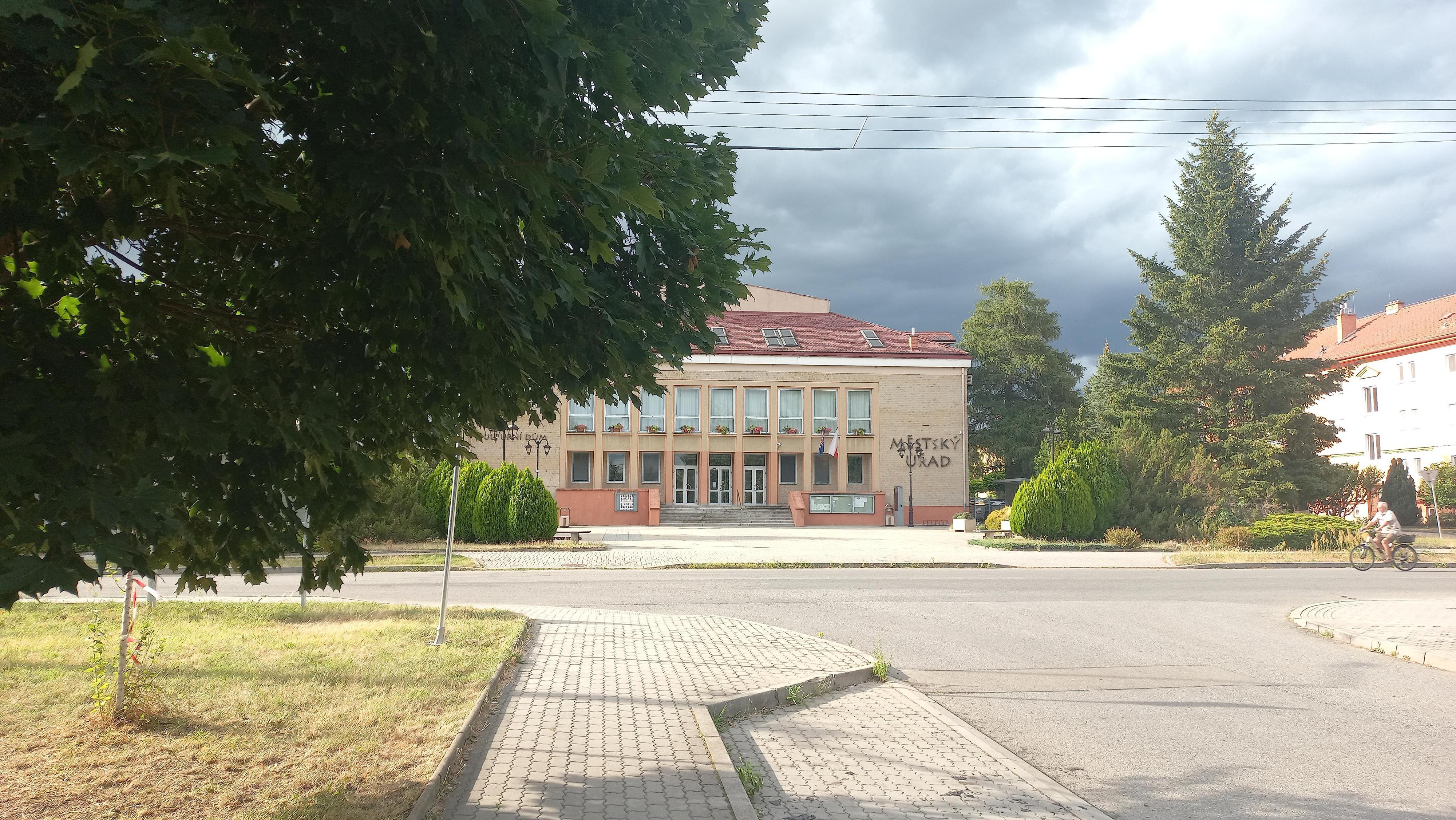 Dubňany - městský úřad foto 3