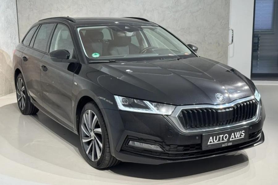 LÉTO VOLÁ...Škoda Octavia | automat | NAFTA