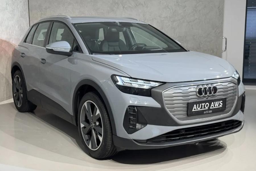 LÉTO VOLÁ...Audi Q4 e-tron | automat | ELEKTRO