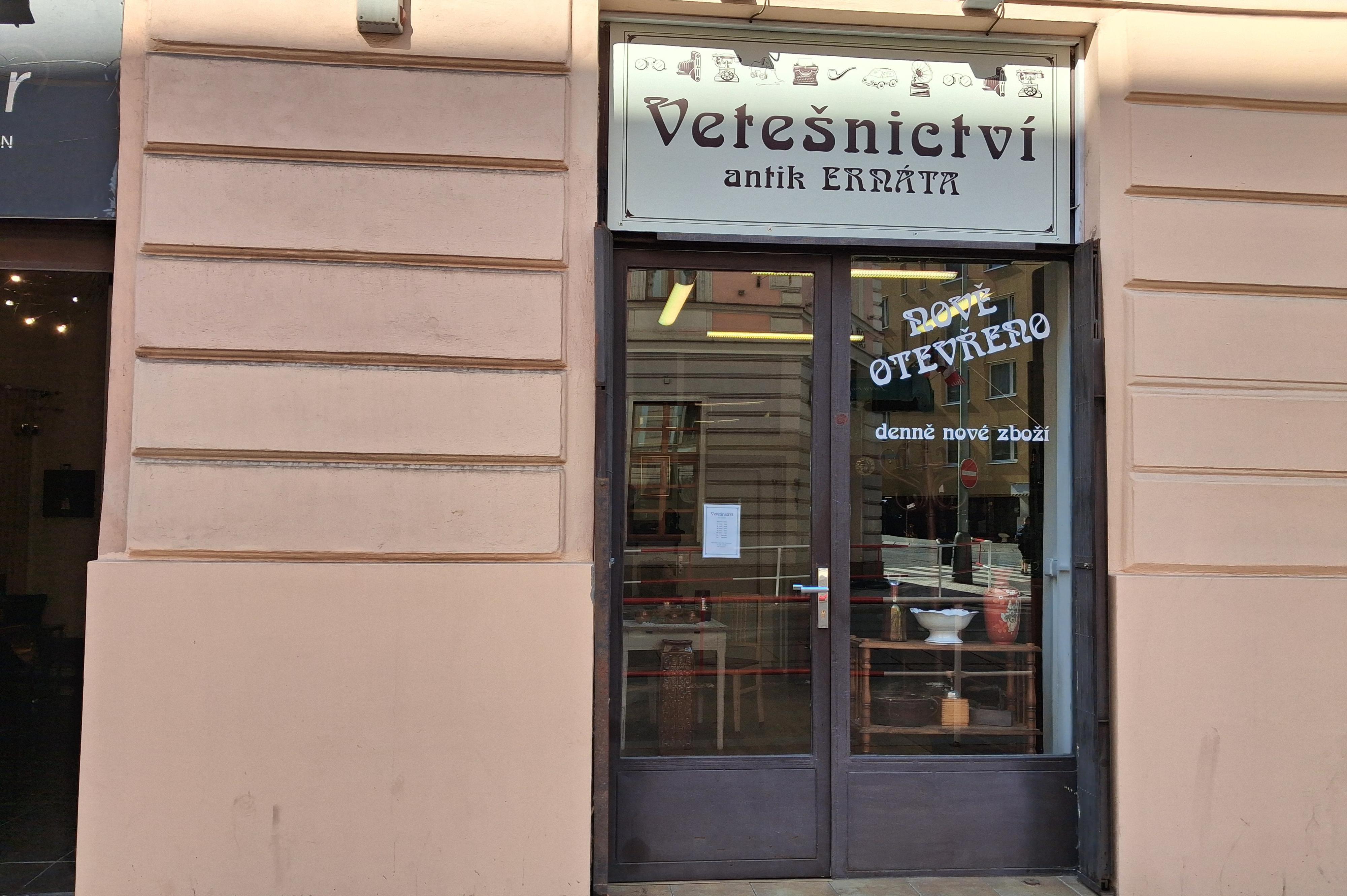 Vetešnictví antik Ernáta