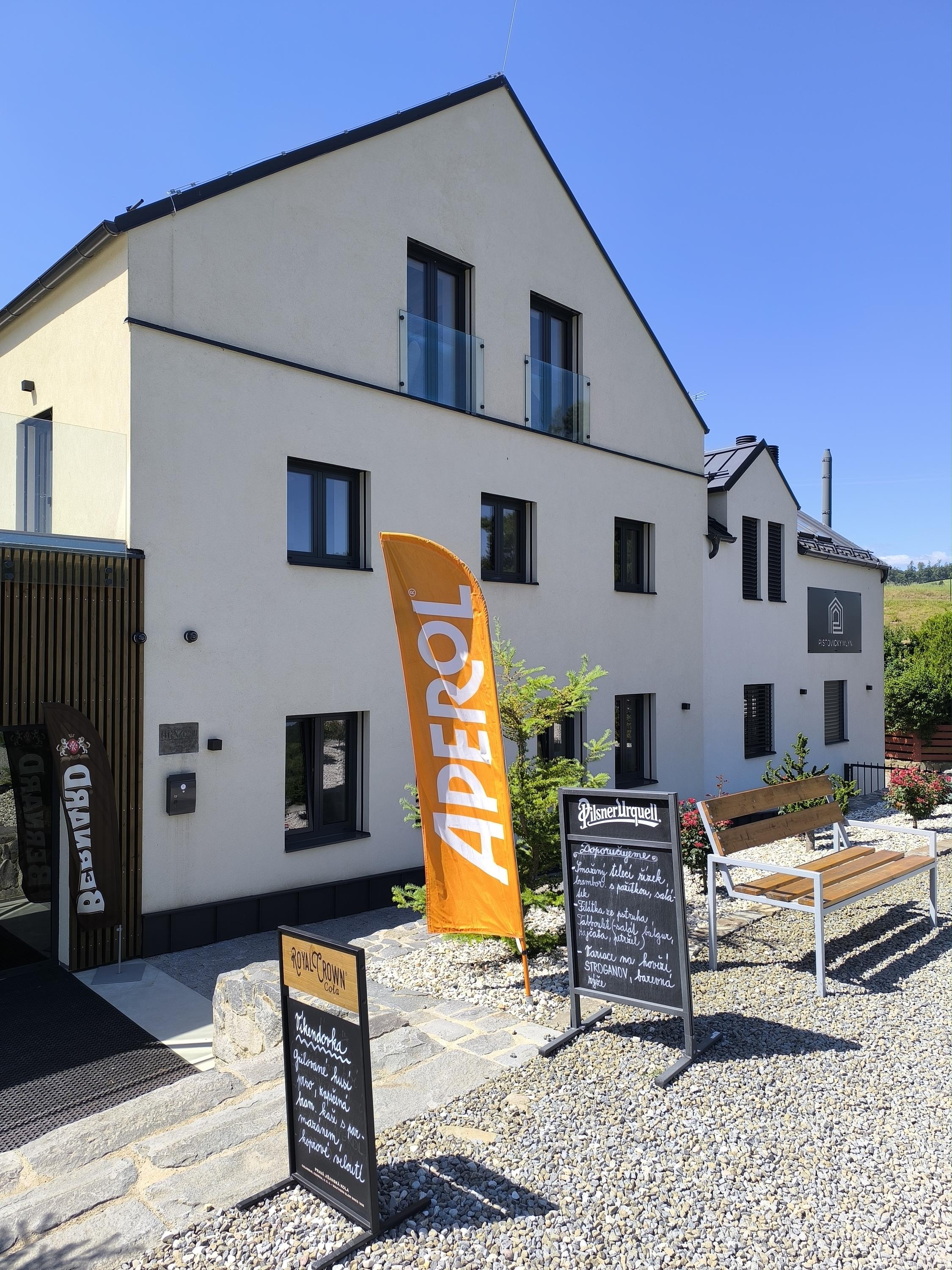 Restaurace Pístovický mlýn foto 5