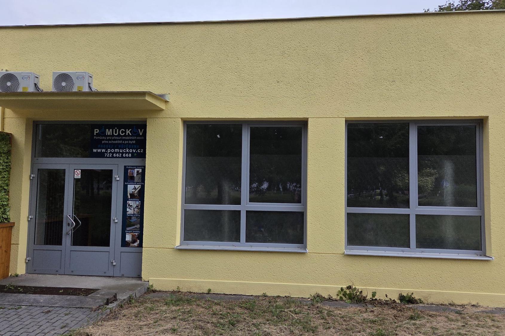 POMŮCKOV, pomůcky pro přepravu imobilních osob přes schody a po bytě