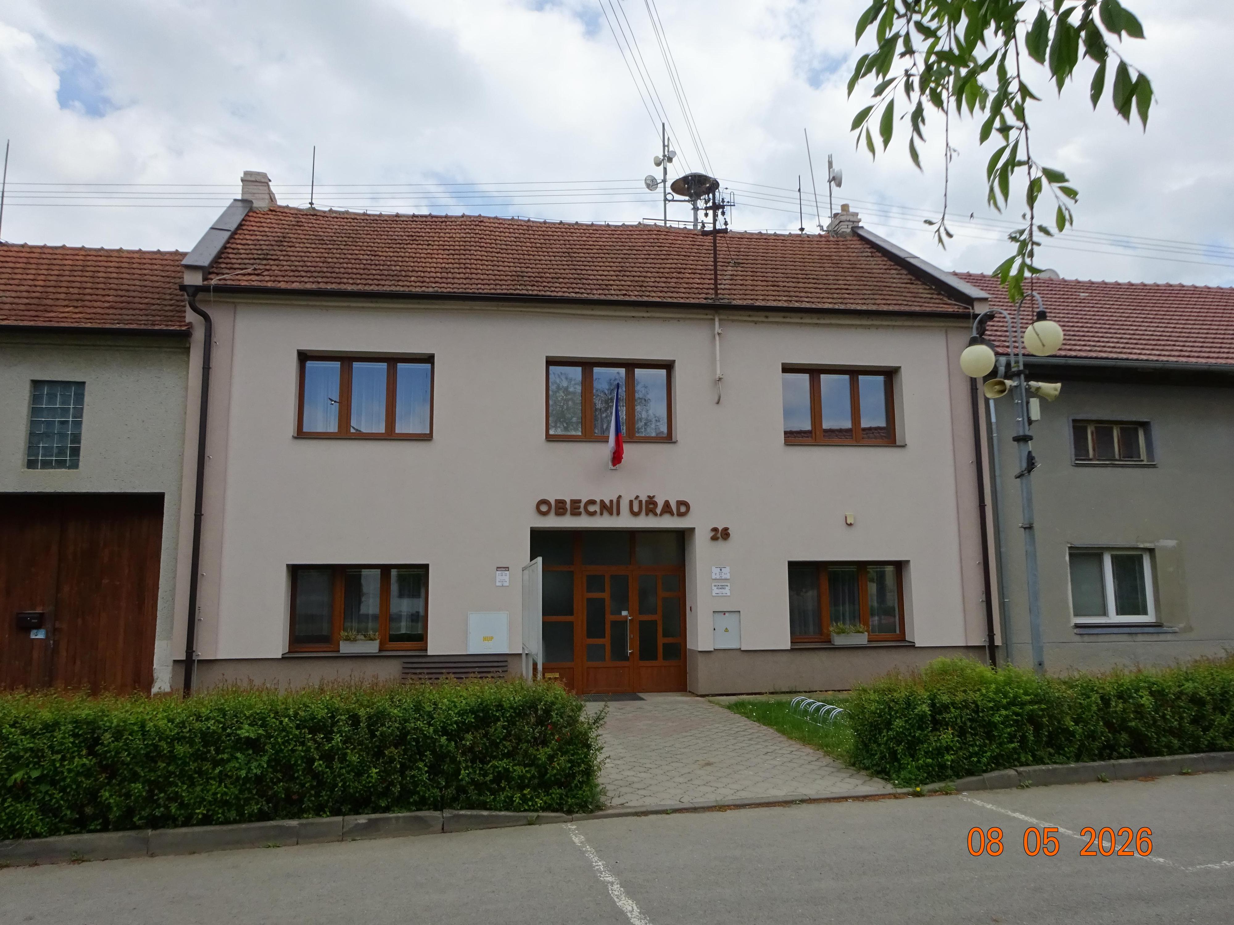 Víceměřice - obecní úřad foto 2