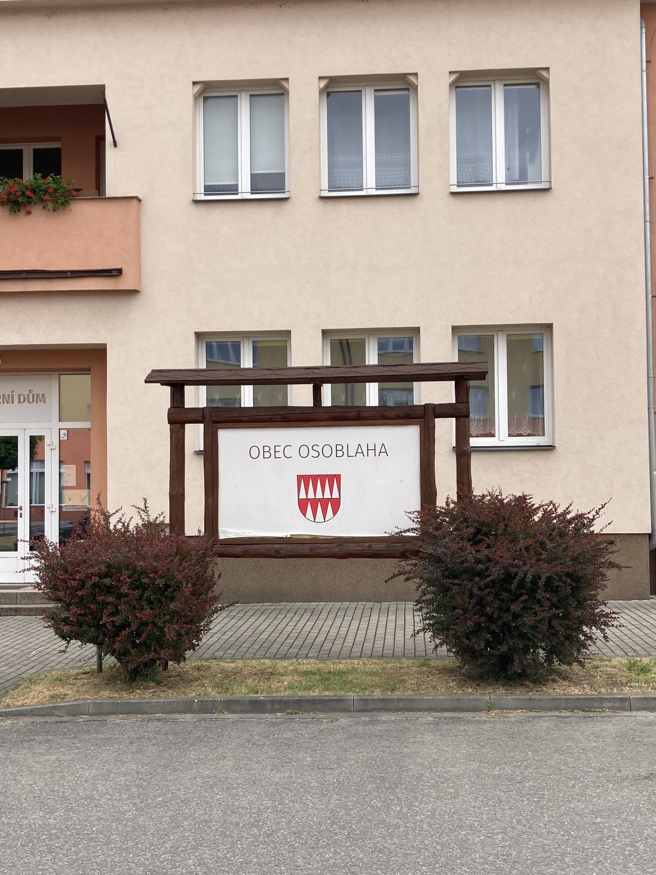 Osoblaha - obecní úřad foto 2