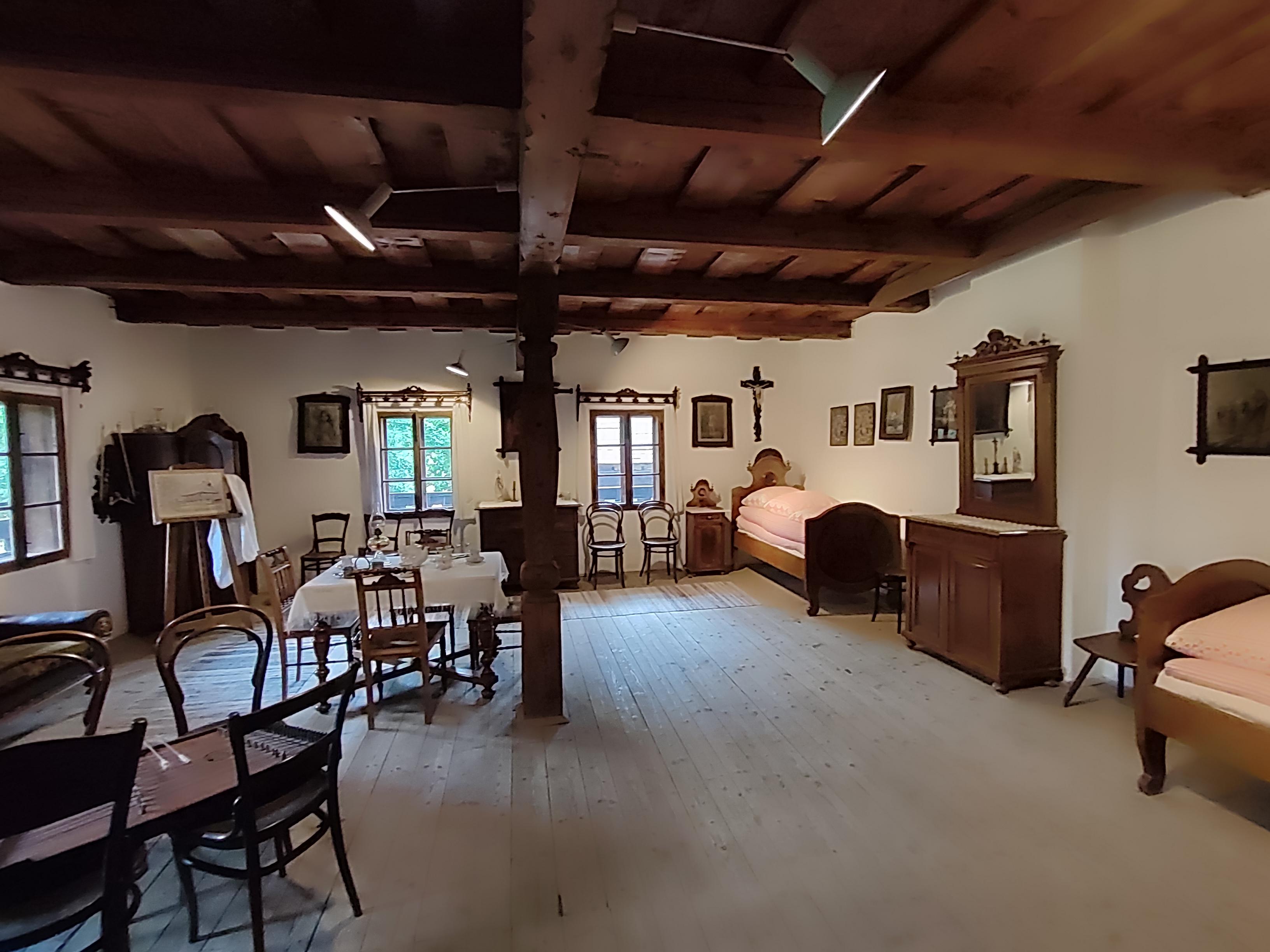 Valašské muzeum v přírodě - Dřevěné městečko foto 3