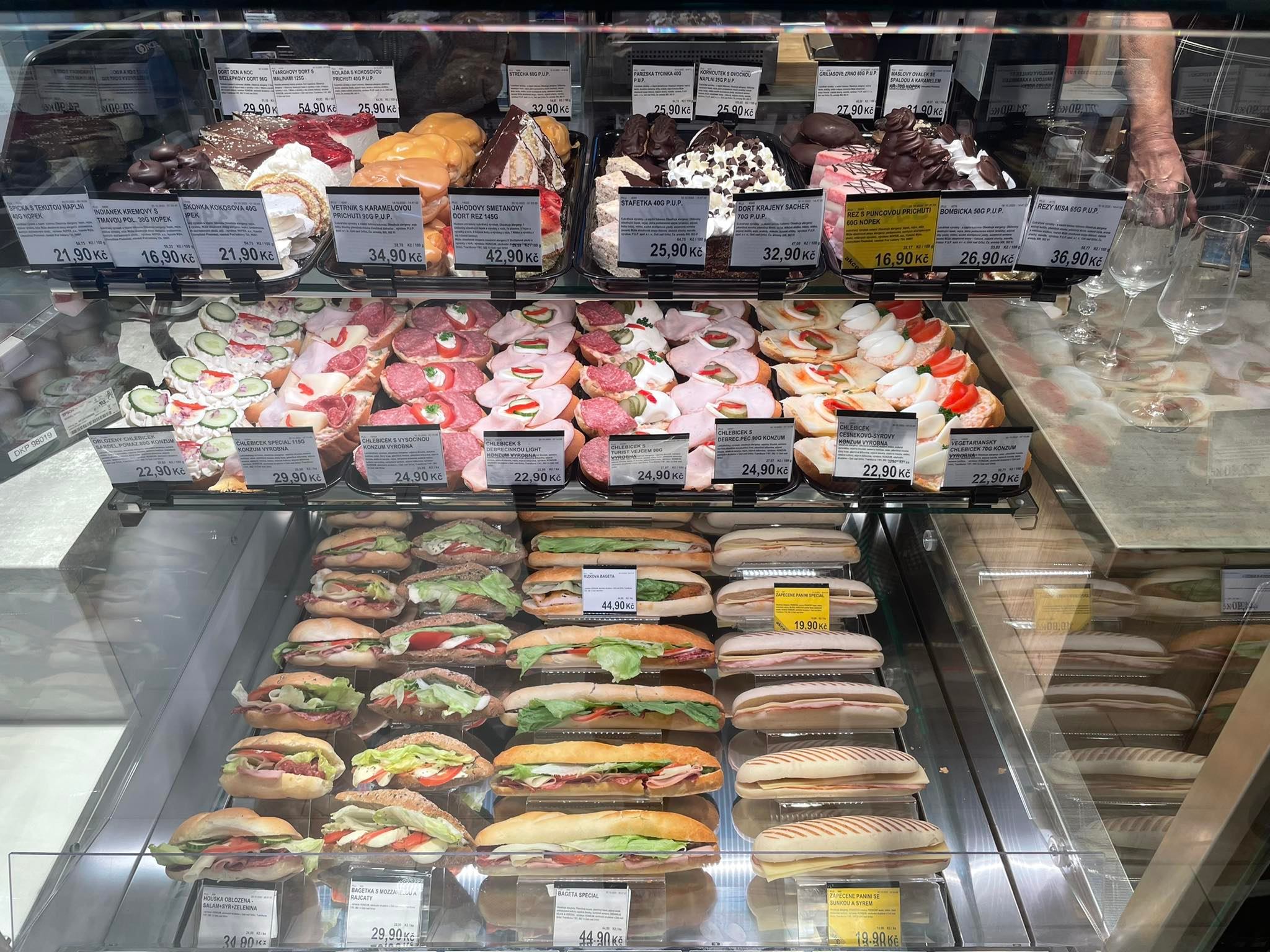 Konzum Cafe foto 3
