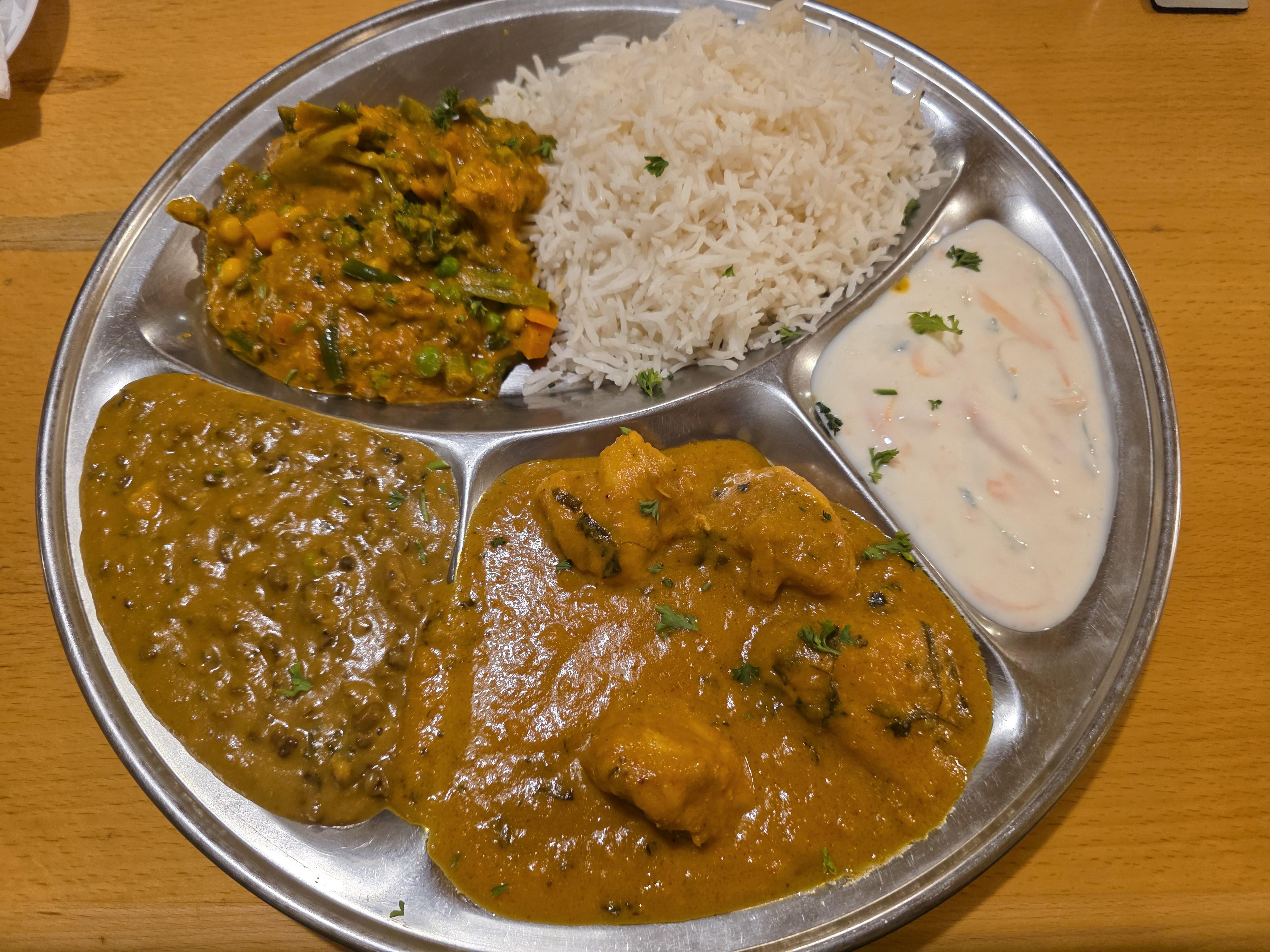 Nepálská a indická restaurace Makalu