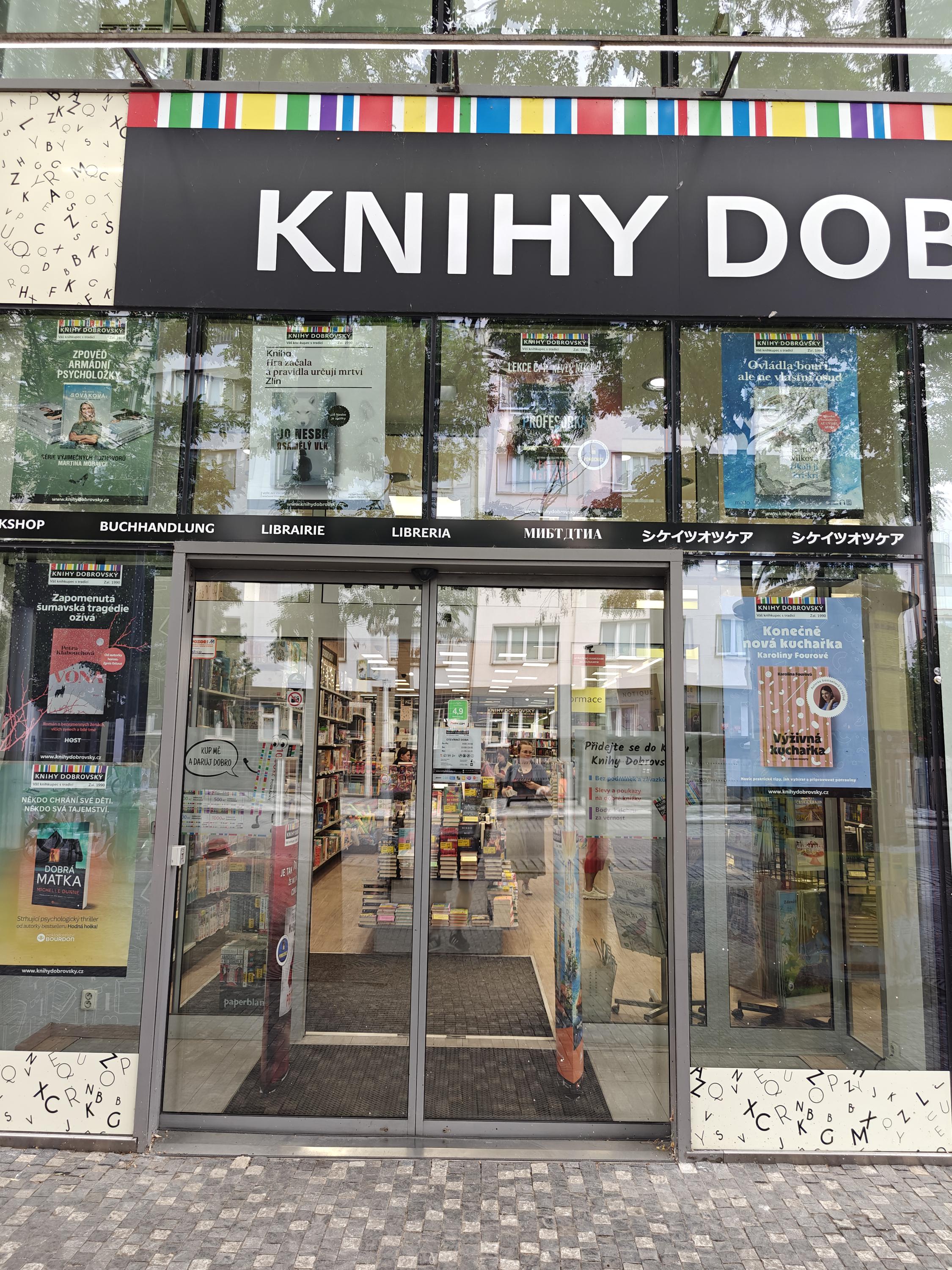 KNIHY DOBROVSKÝ foto 2
