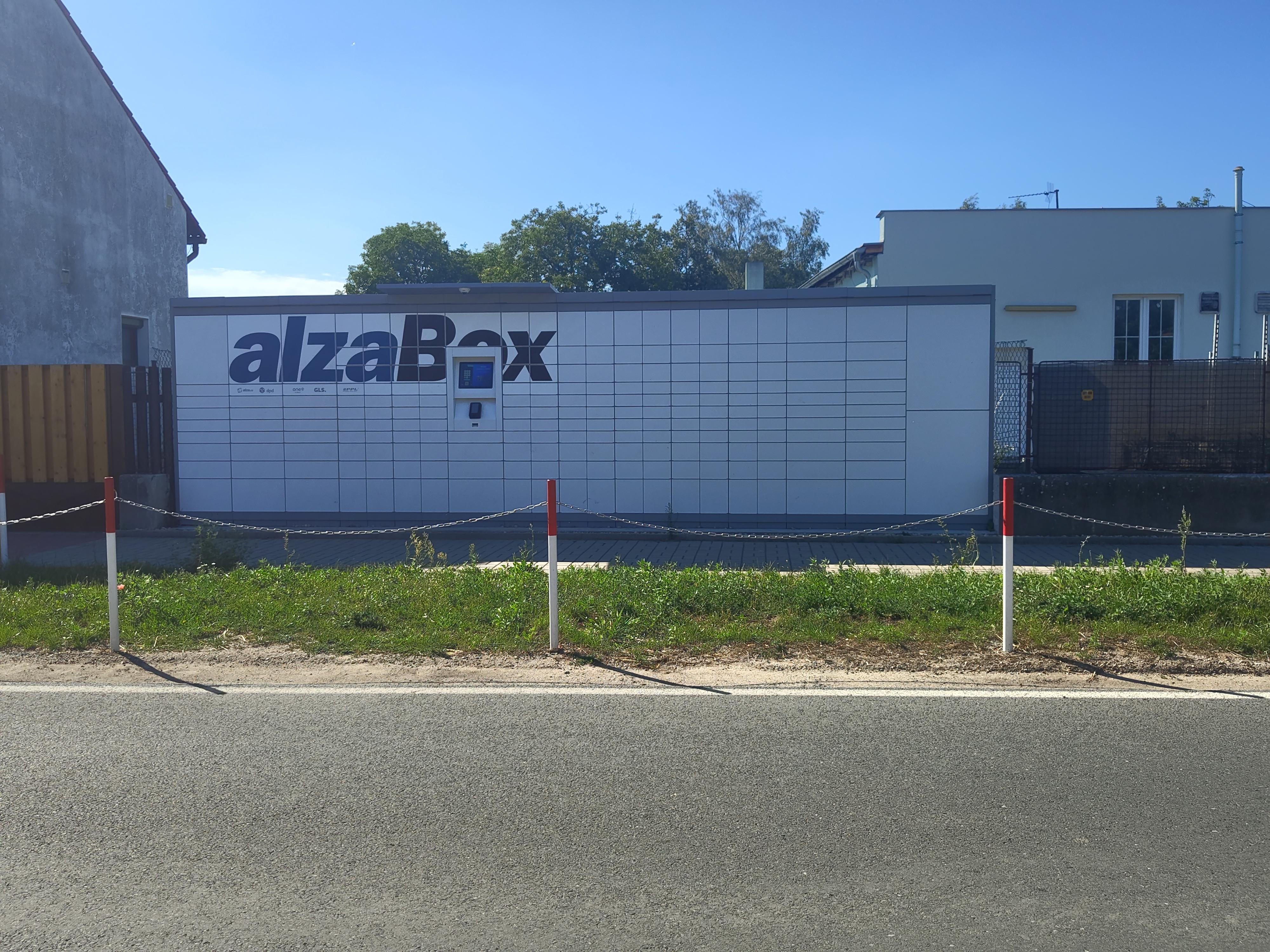 AlzaBox