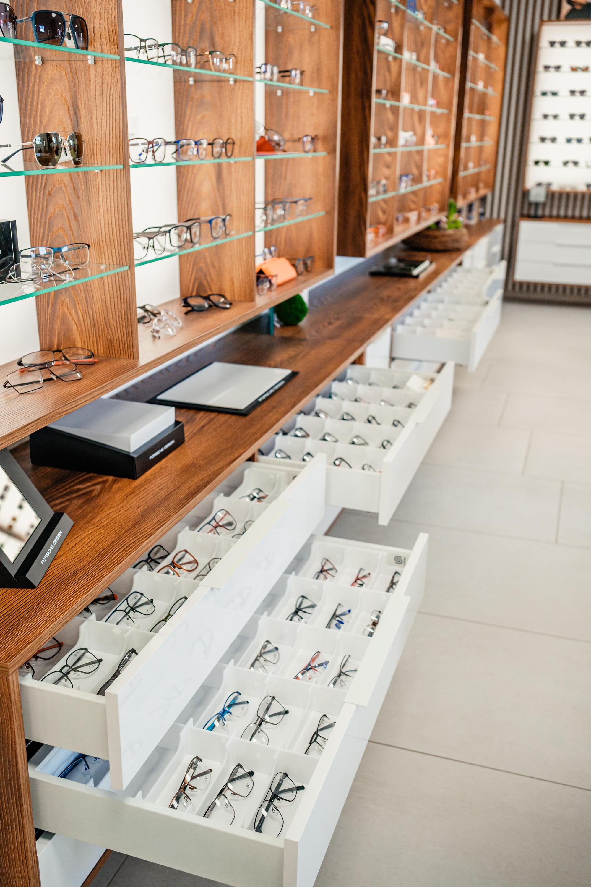 Optika Larum foto 4
