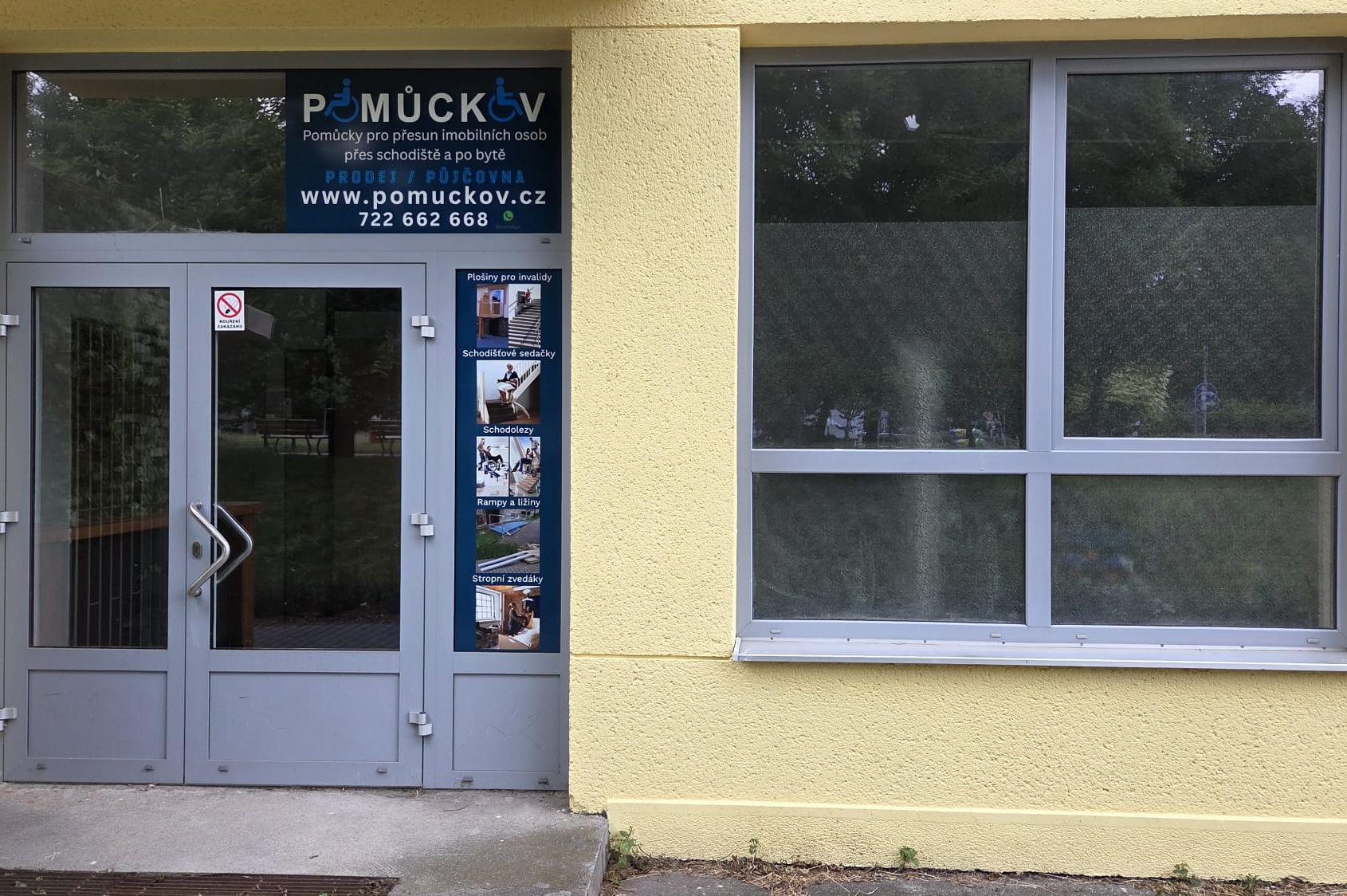 POMŮCKOV