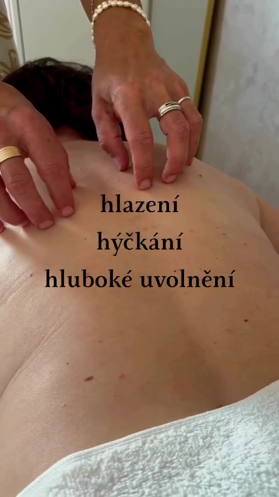 Gabriela Nosková - doteková relaxace foto 2 (náhled videa)