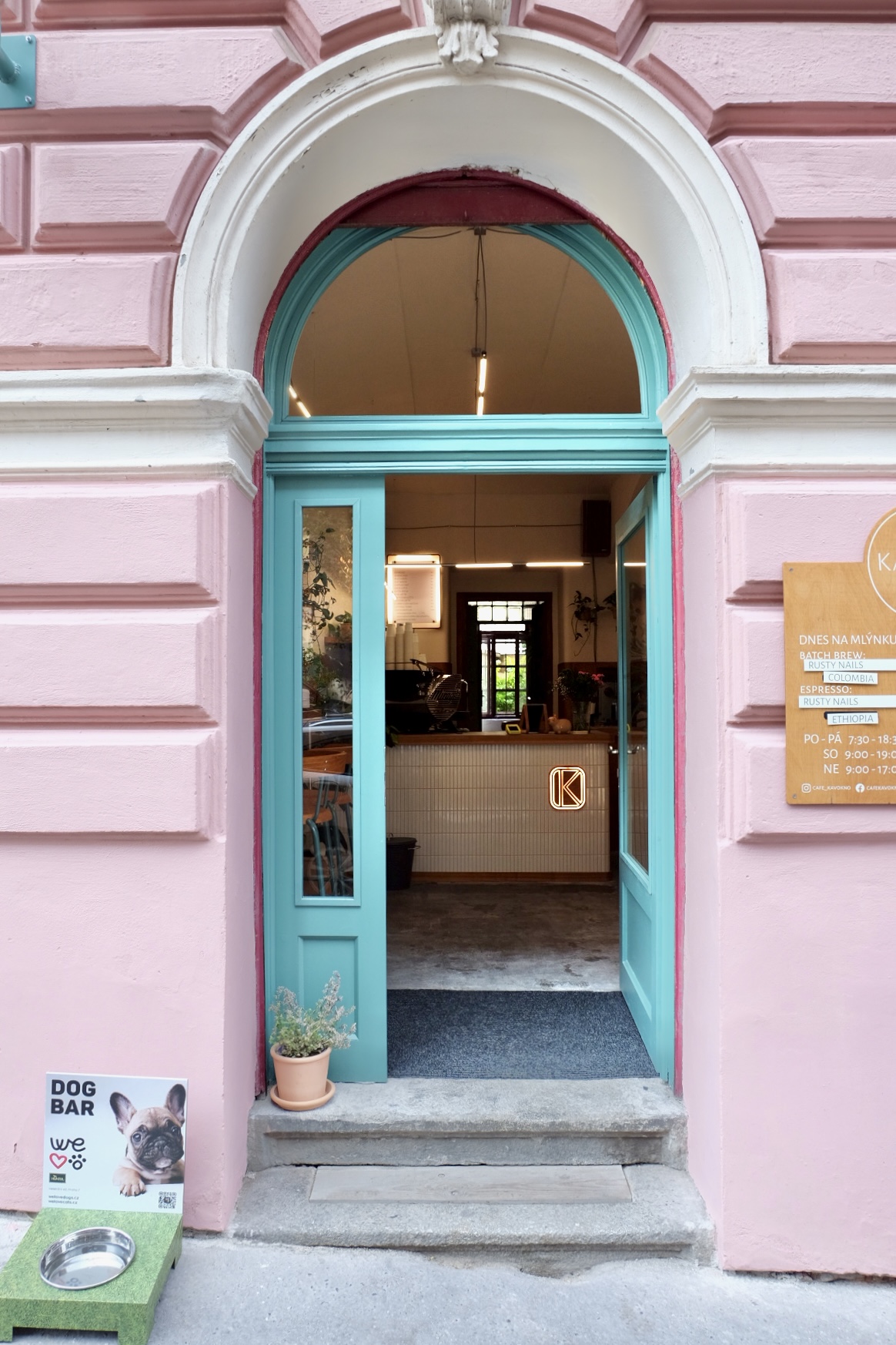 Cafe Kávokno Lupáčova foto 2