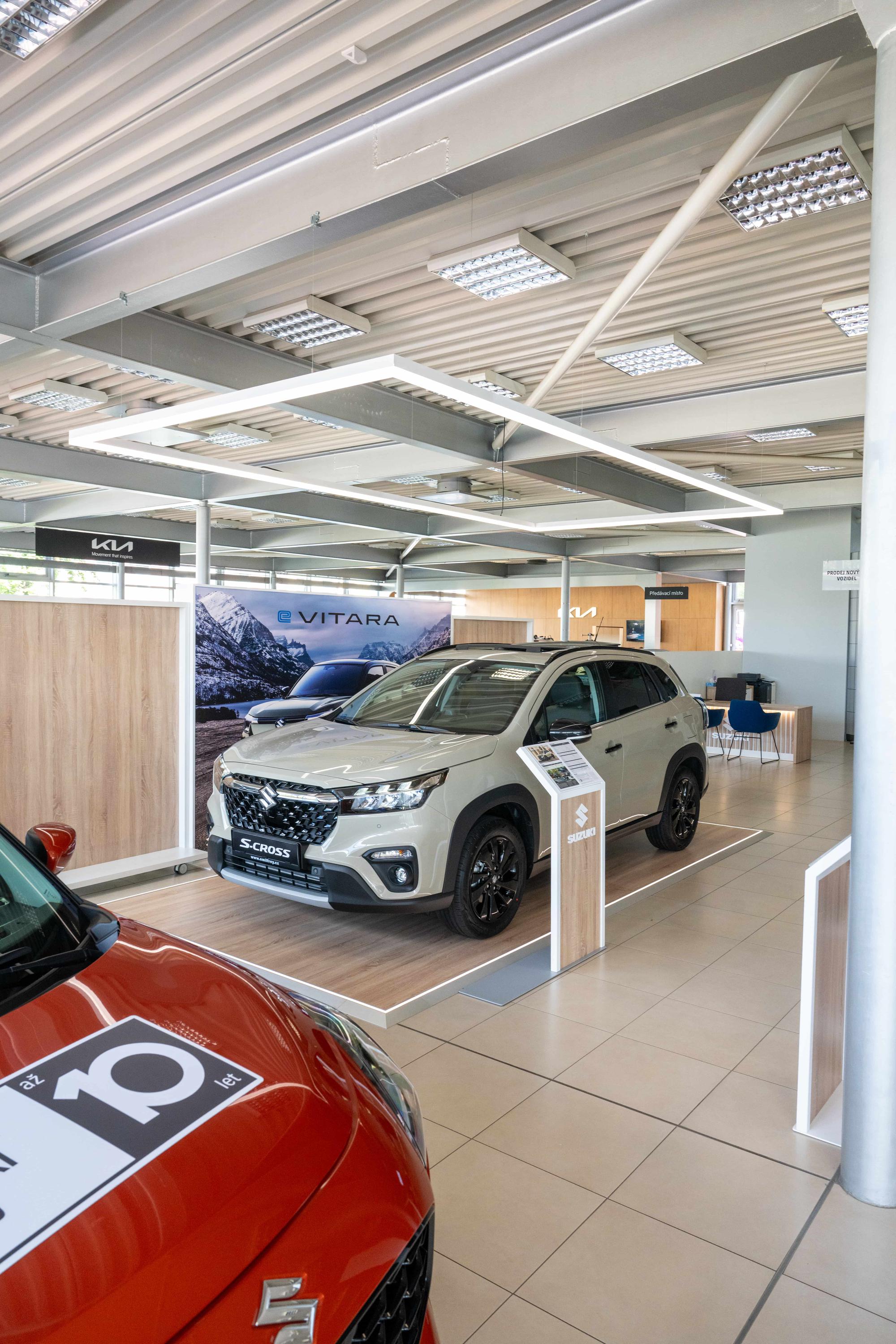 Emil Frey – nové vozy Suzuki – Pekařská foto 5