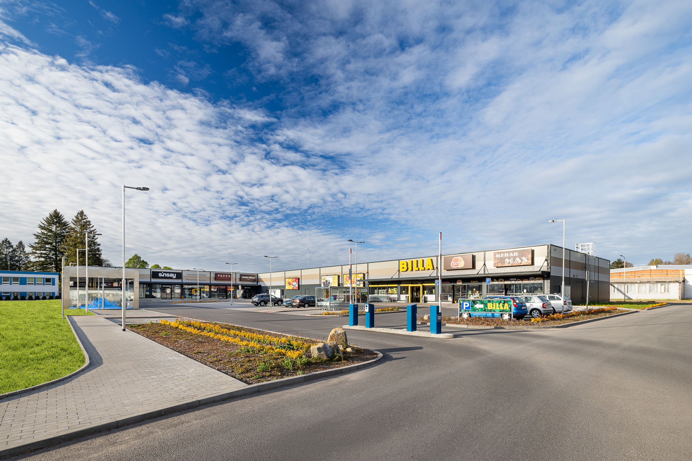 Nákupní centrum OC Lutín
