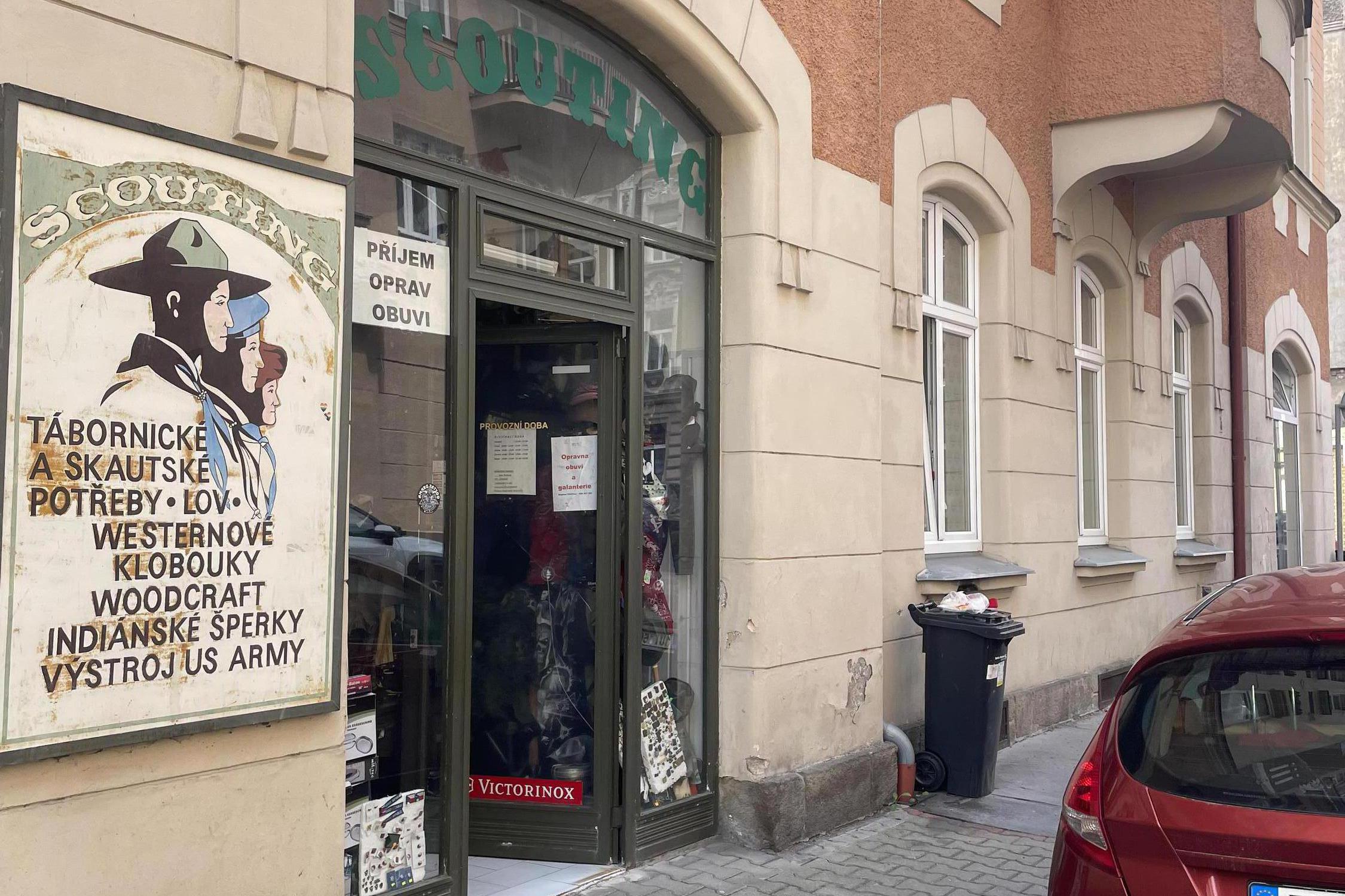 Opravna obuvi - Dagmar Uhlířová