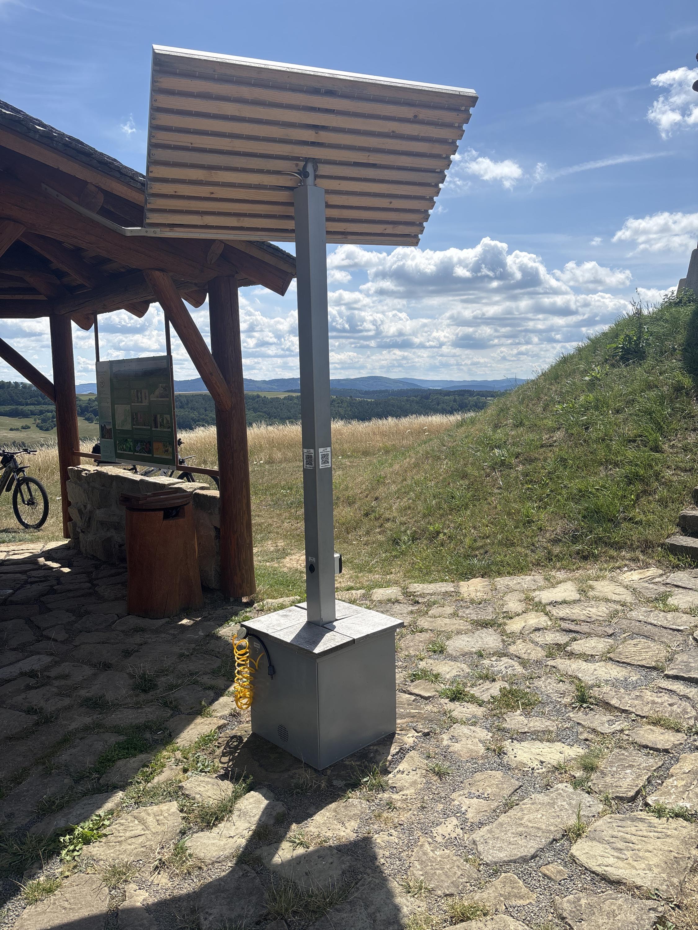 Nabíjecí zásuvka pro elektrokola foto 2