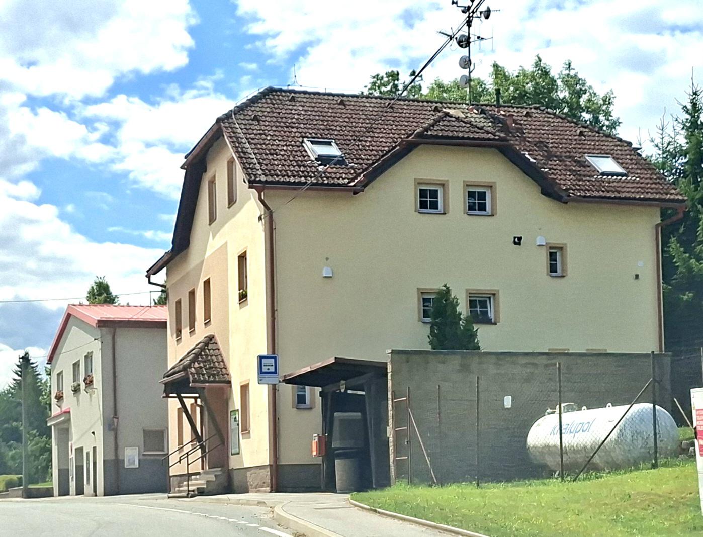 Místní knihovna Stružinec foto 3