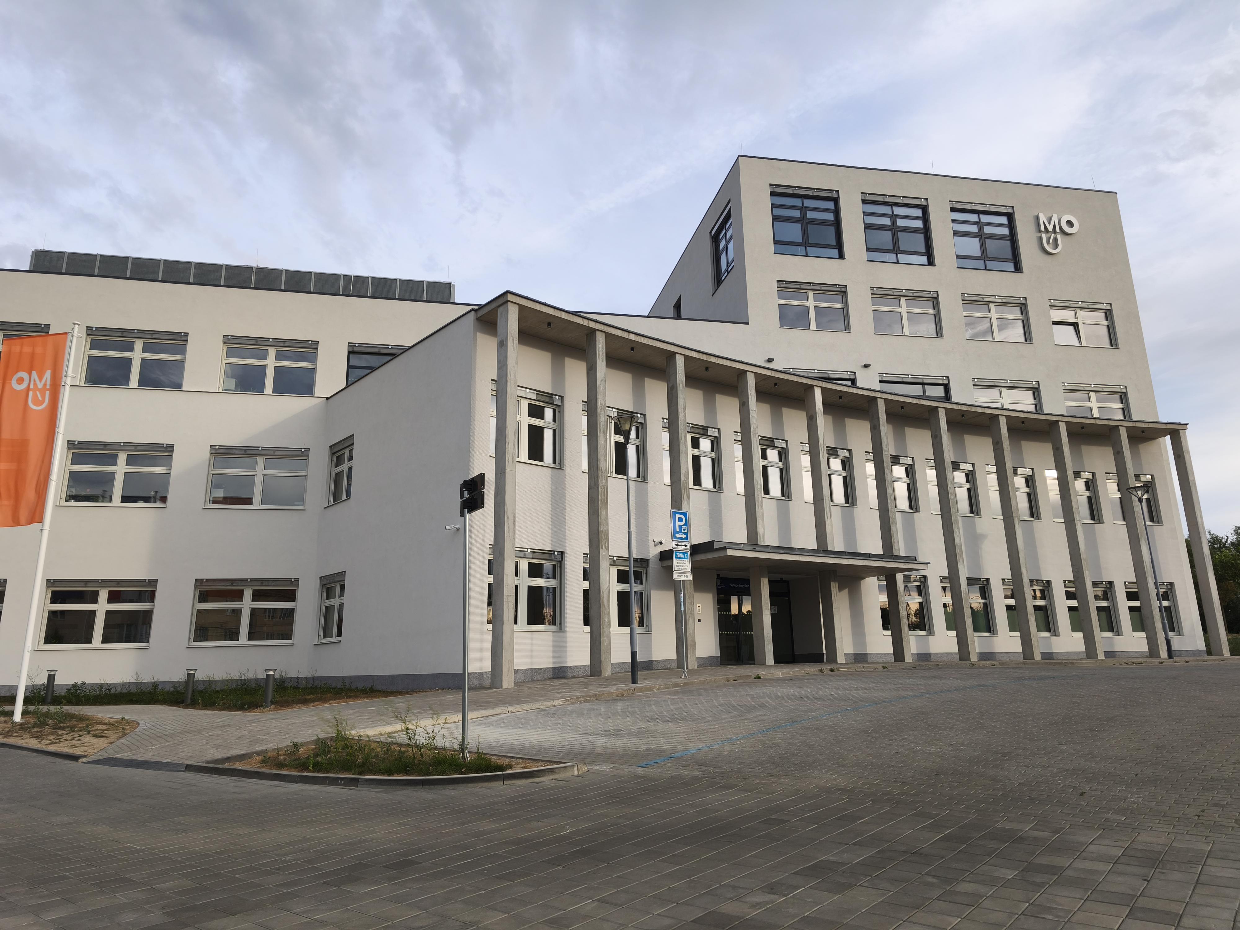 Masarykův onkologický ústav foto 3