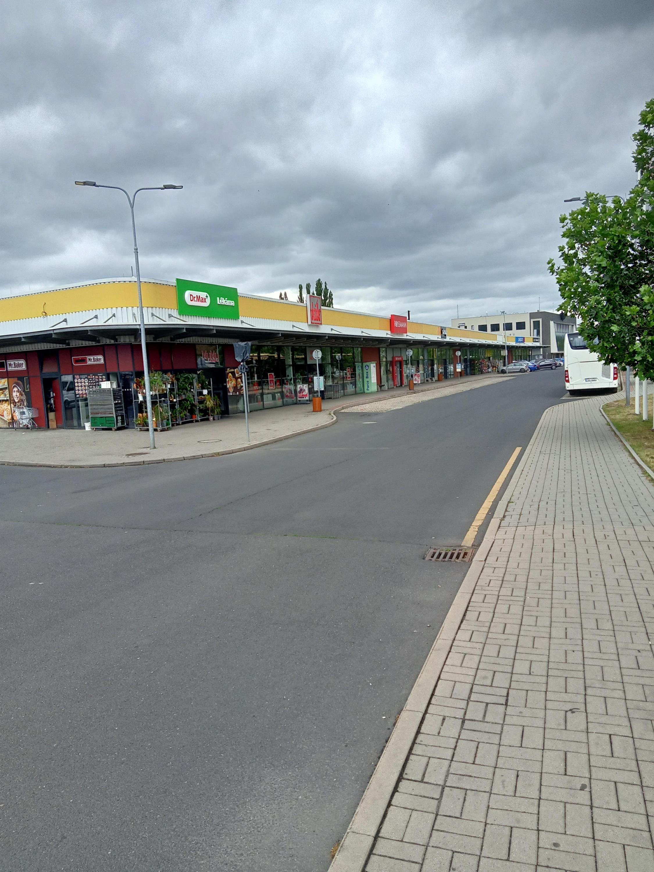 Retail park Bílina foto 2