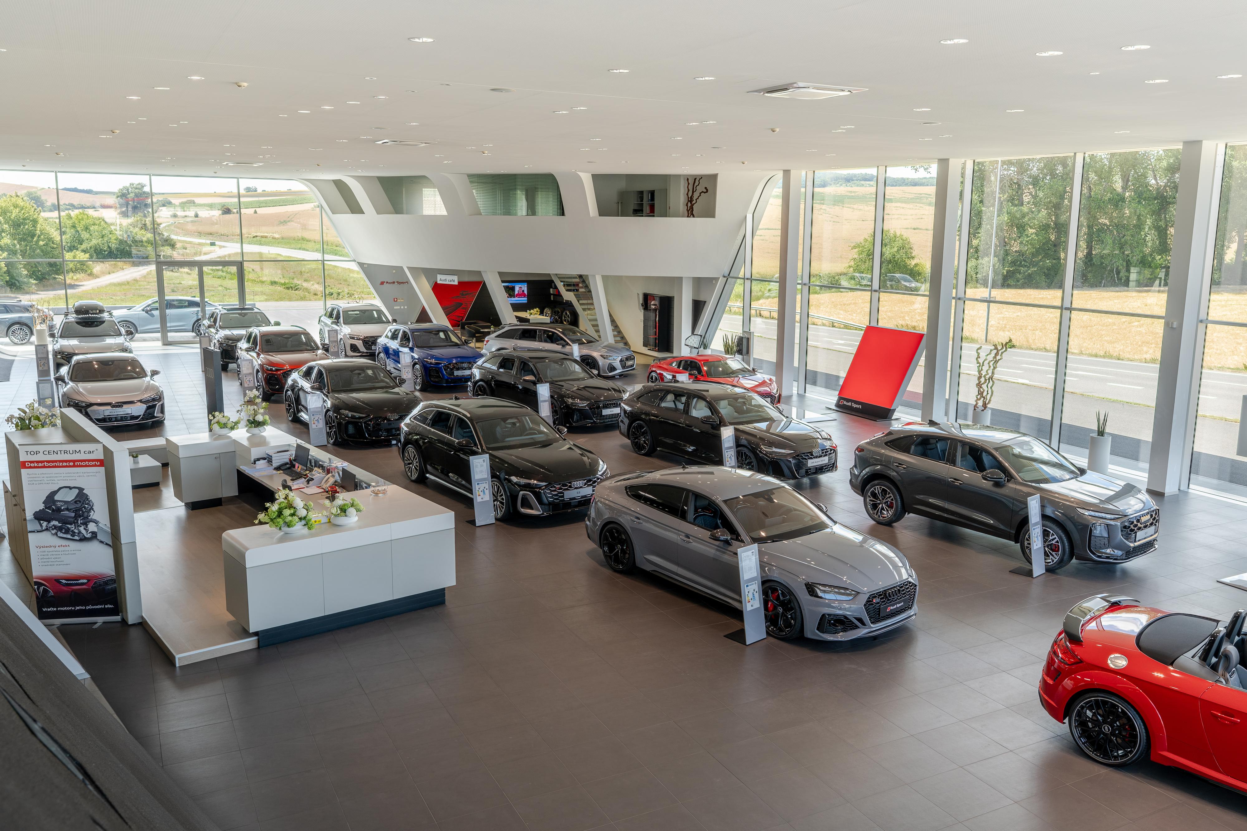 TOP CENTRUM car - Audi foto 3