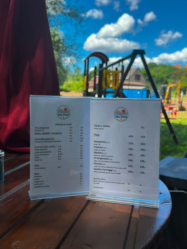 Občerstvení u řeky na vlně Jana Plesníková foto 4