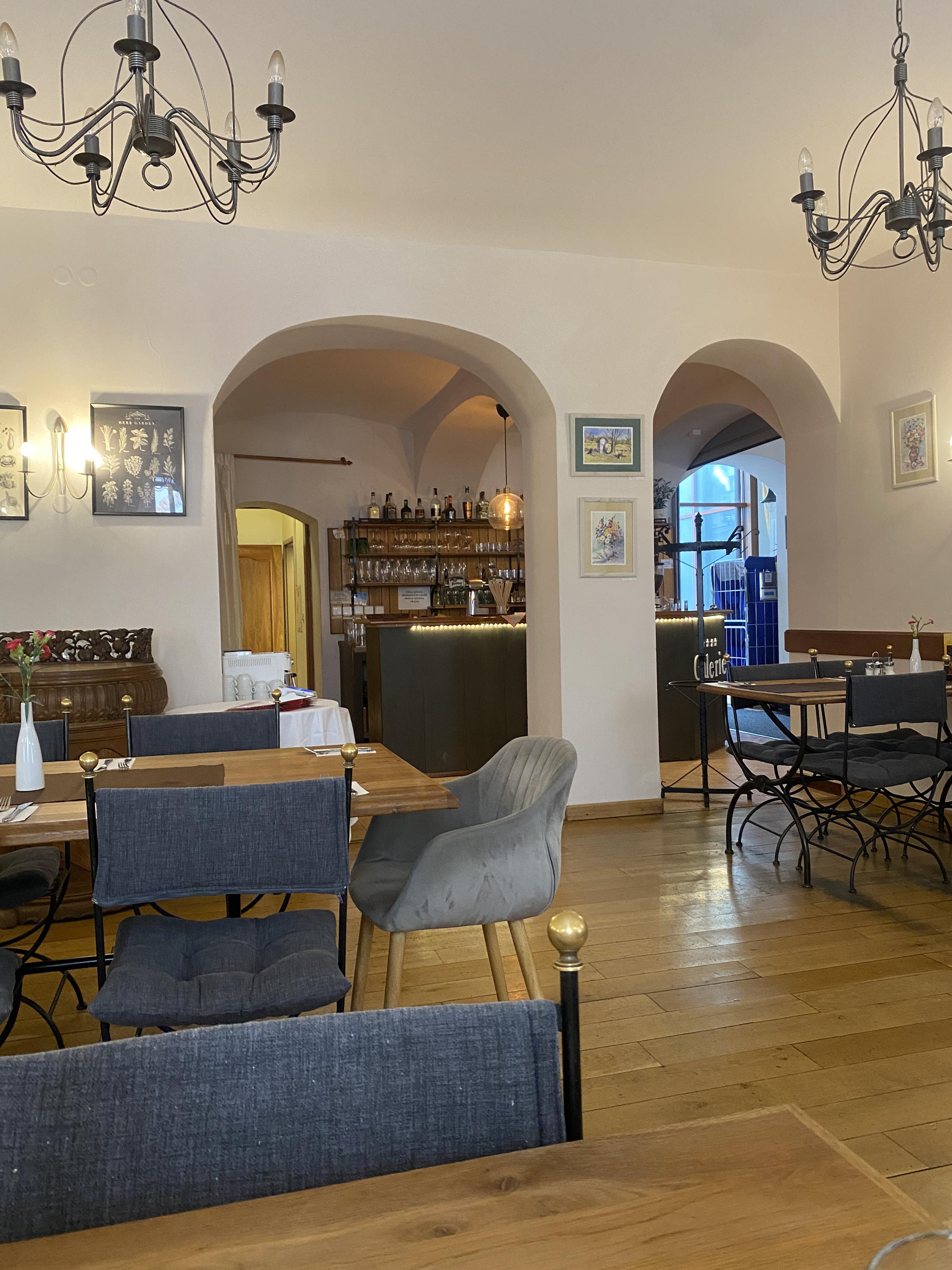 Restaurace Galerie Třeboň foto 3