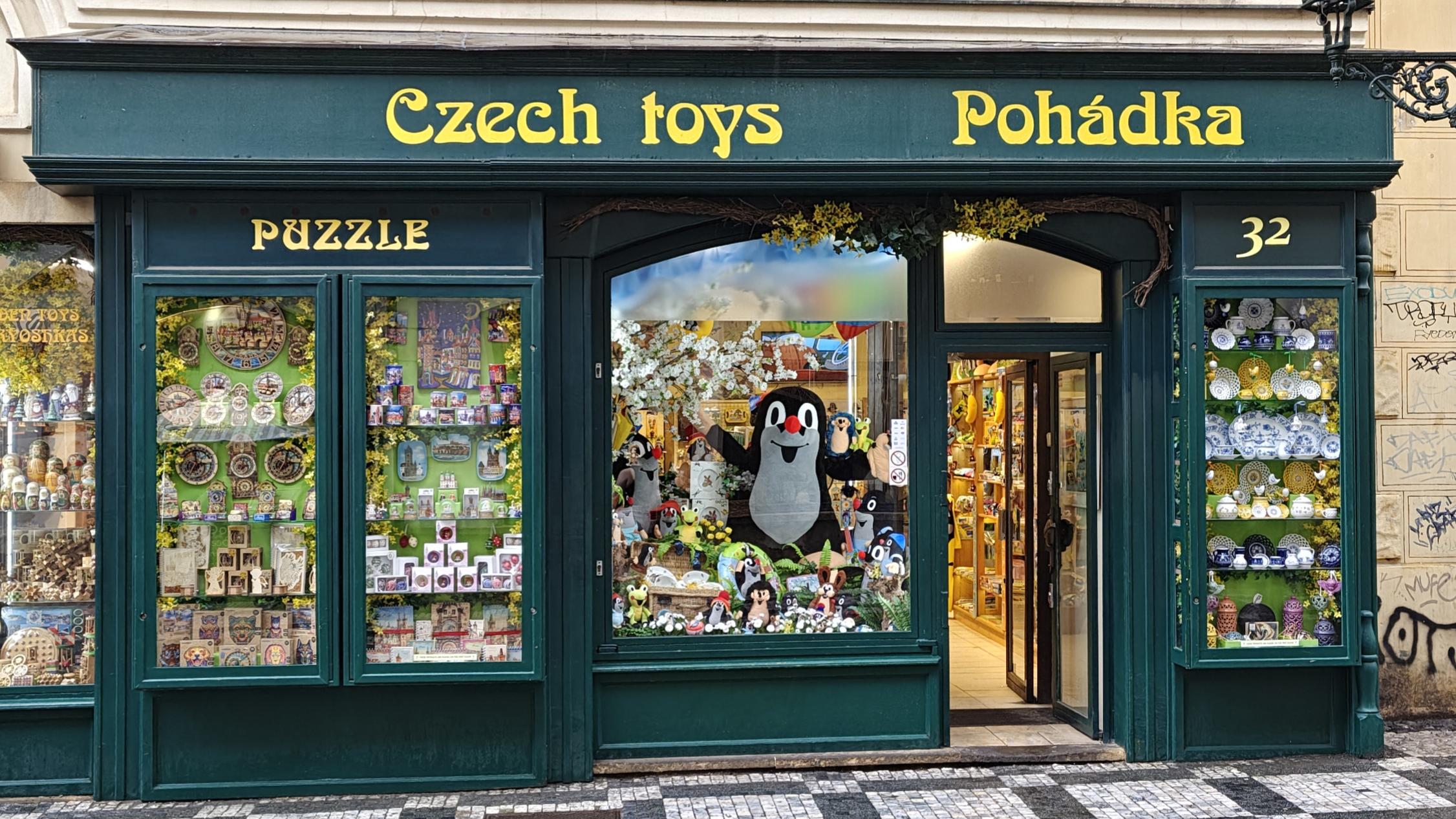 Pohádka s.r.o. Hračky u Zlatého Lva foto 2