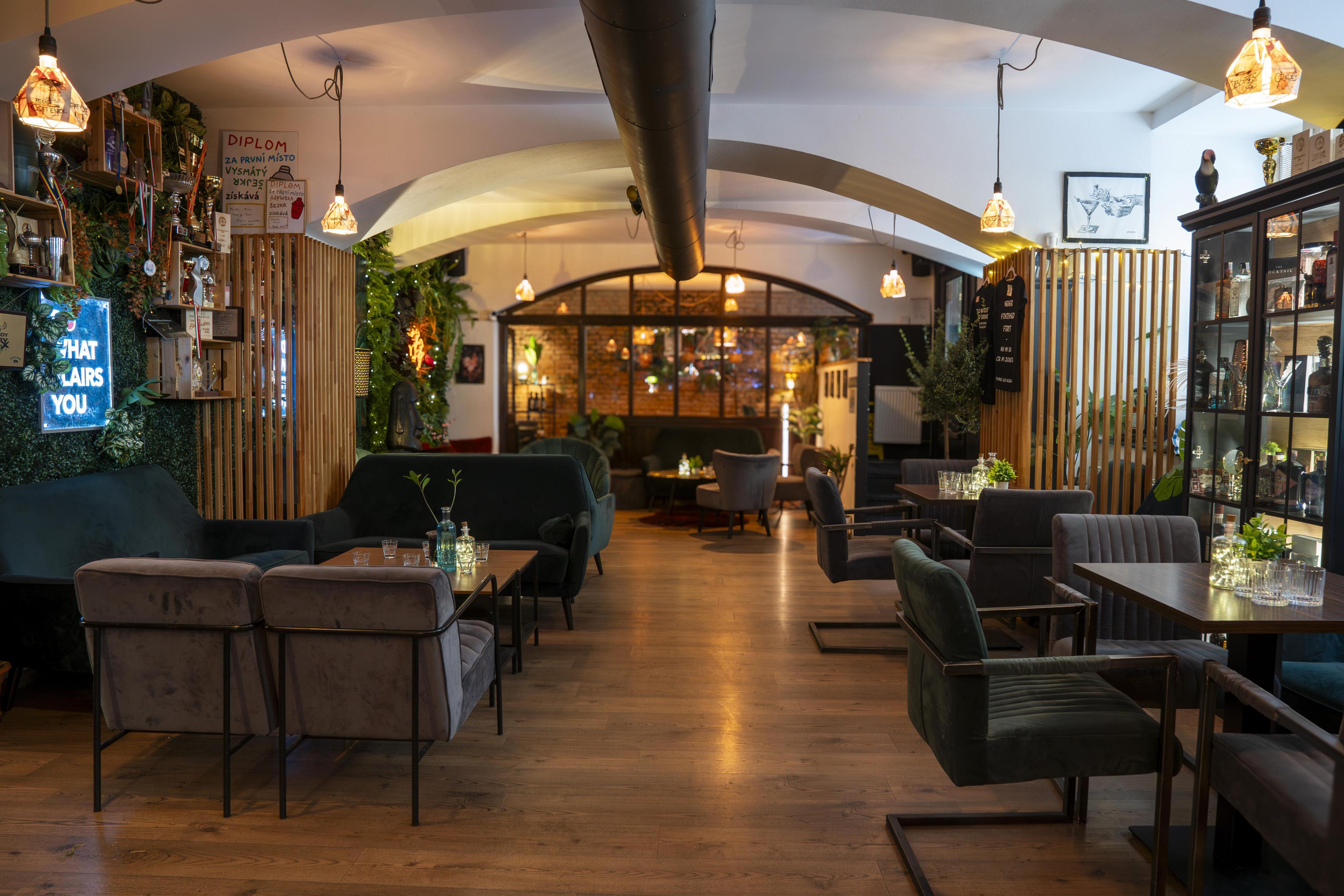 Savage Bar foto 2