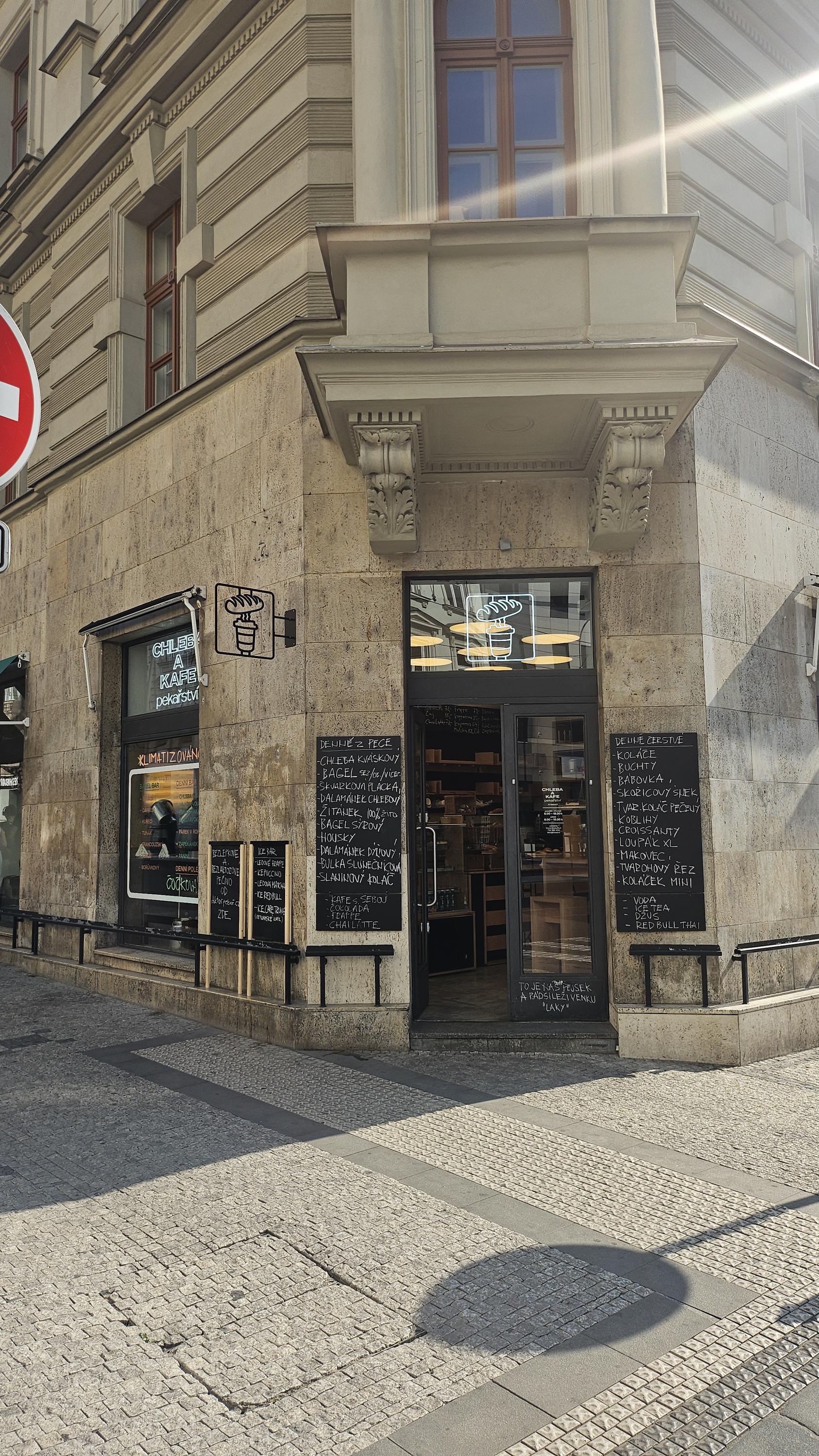 CHLEBA A KAFE pekařství foto 2